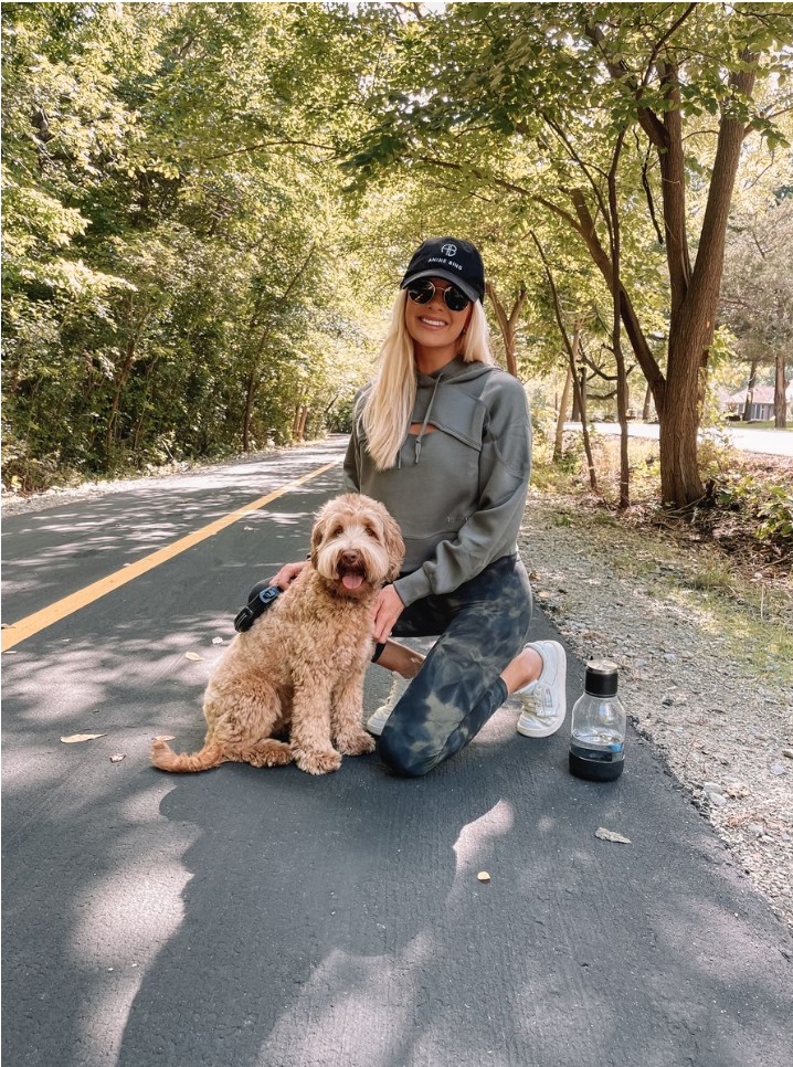 Walks in Lululemon with Mylo