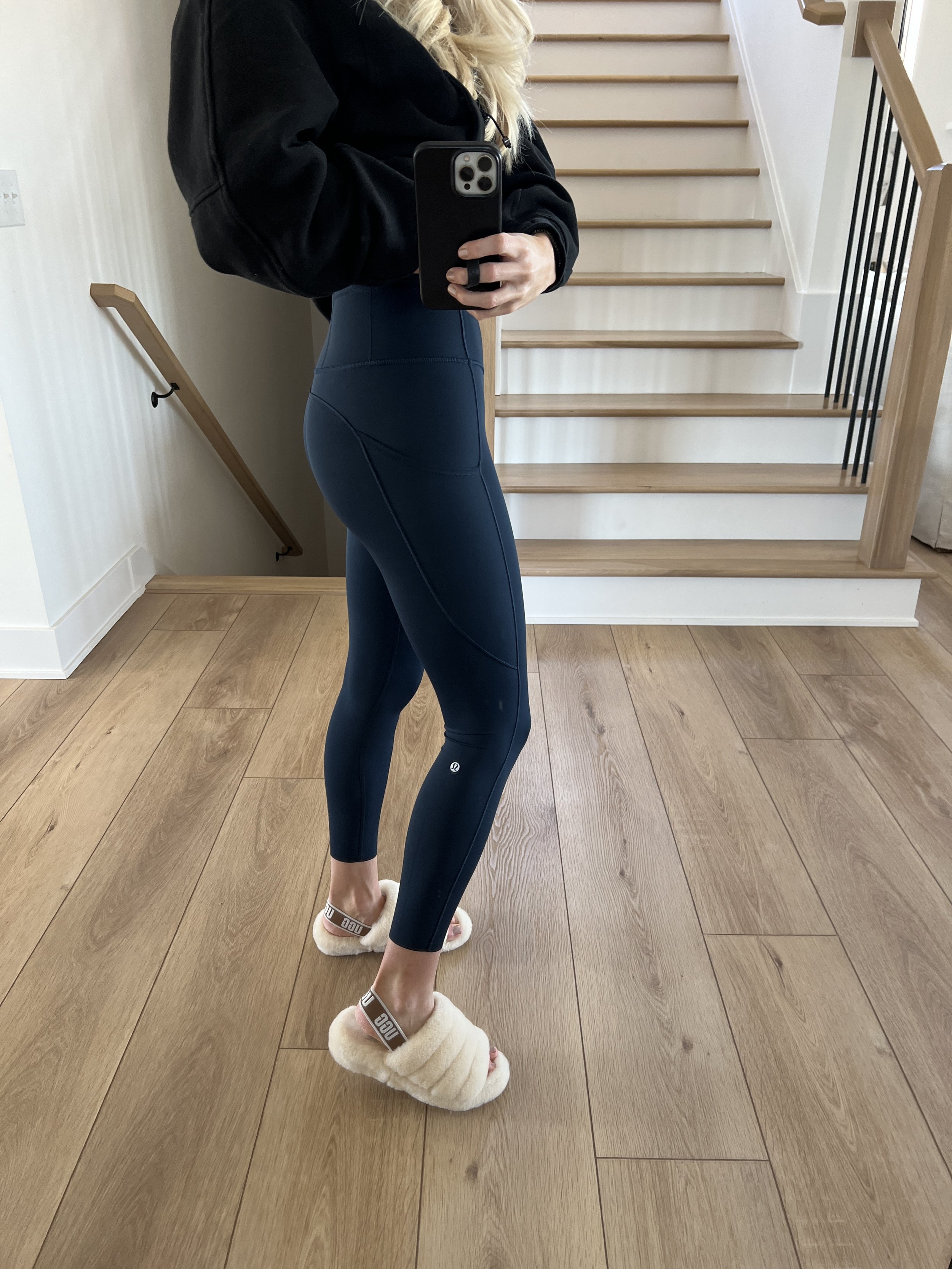 Finding Your Perfect Fit: What Size Lululemon Align Leggings Am I? -  Playbite