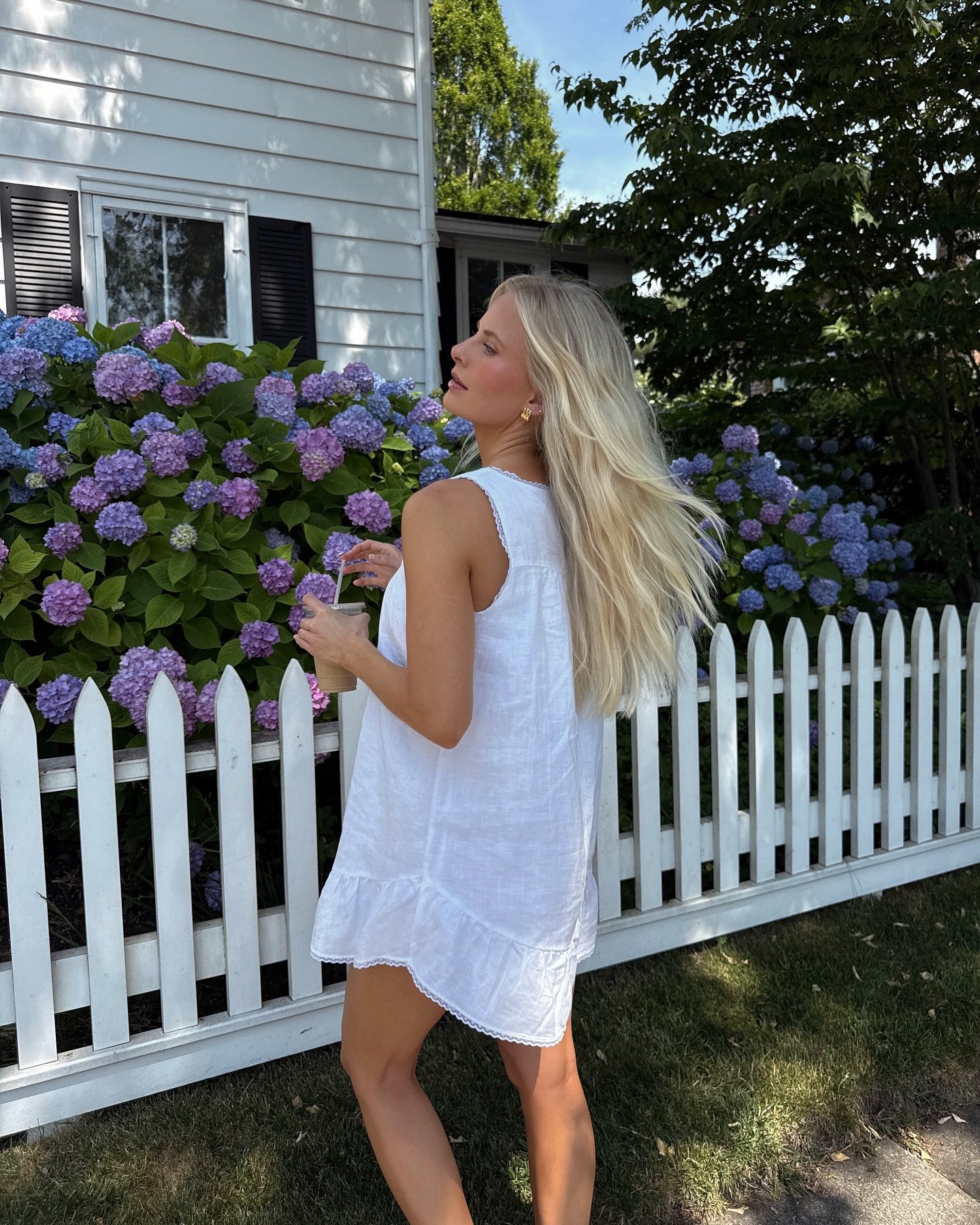 Living out my east coast summer dreams in The Hamptons for the next few weeks!🌸 already obsessed with it here!!!! 🥹🤍 Comment &ldquo;SHOP&rdquo; and I&rsquo;ll DM you outfit links! (Also always linked in bio- just click)