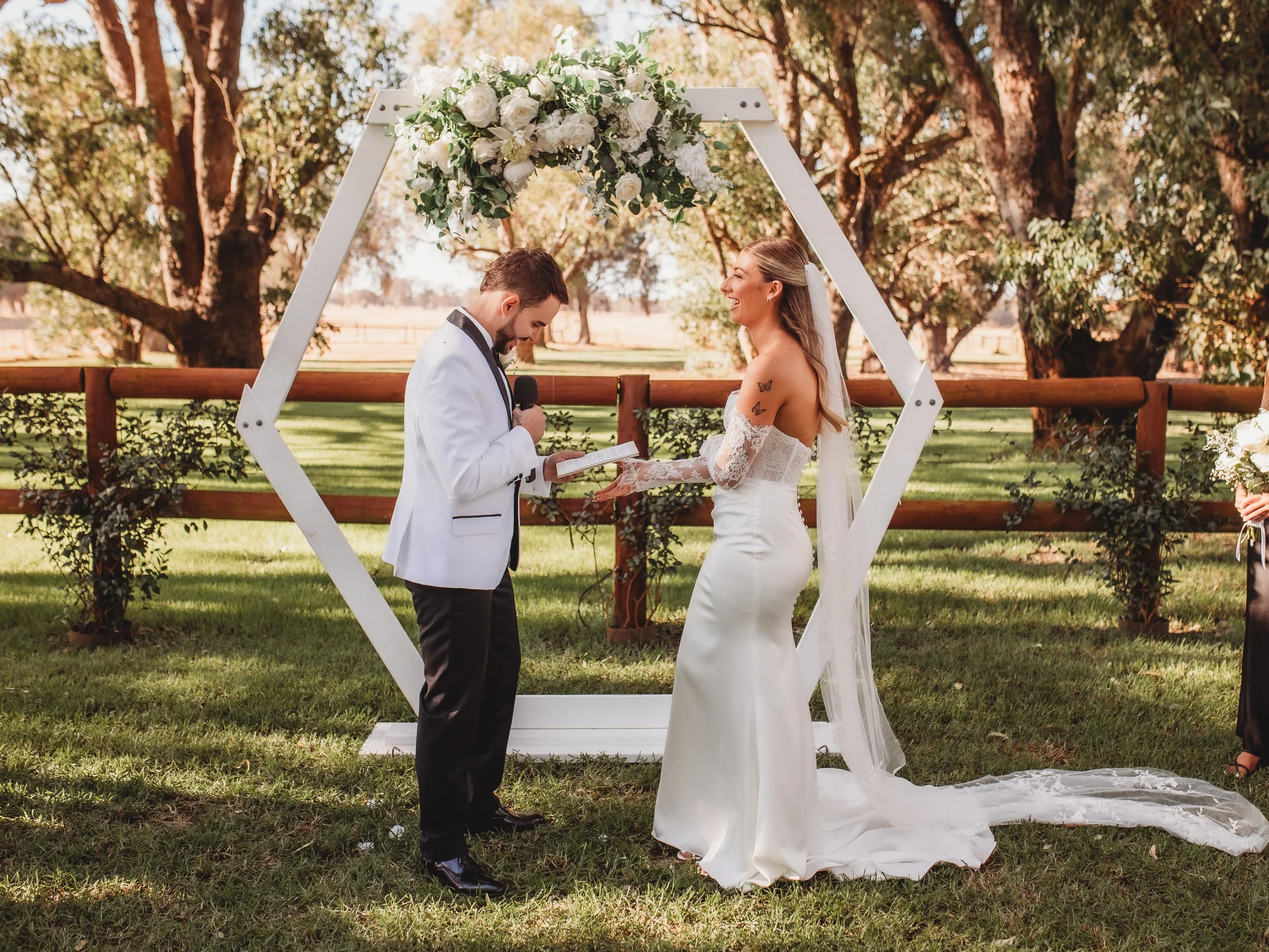 Perth-wedding-photographer-13.jpg
