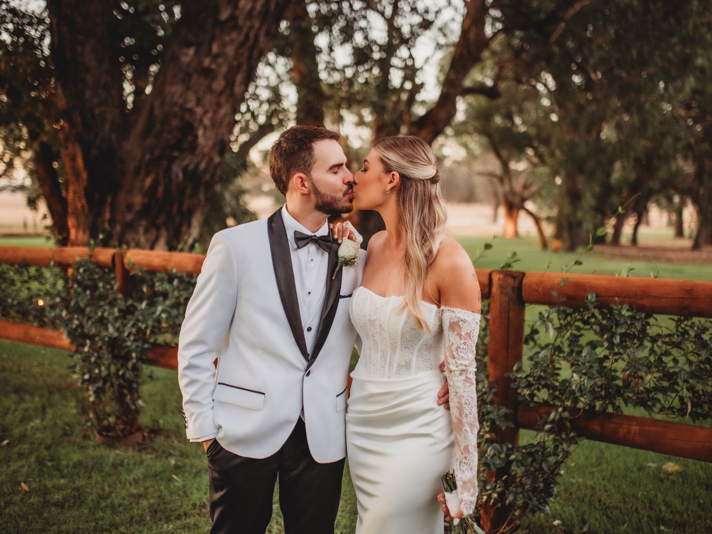 Perth-wedding-photographer-23.jpg