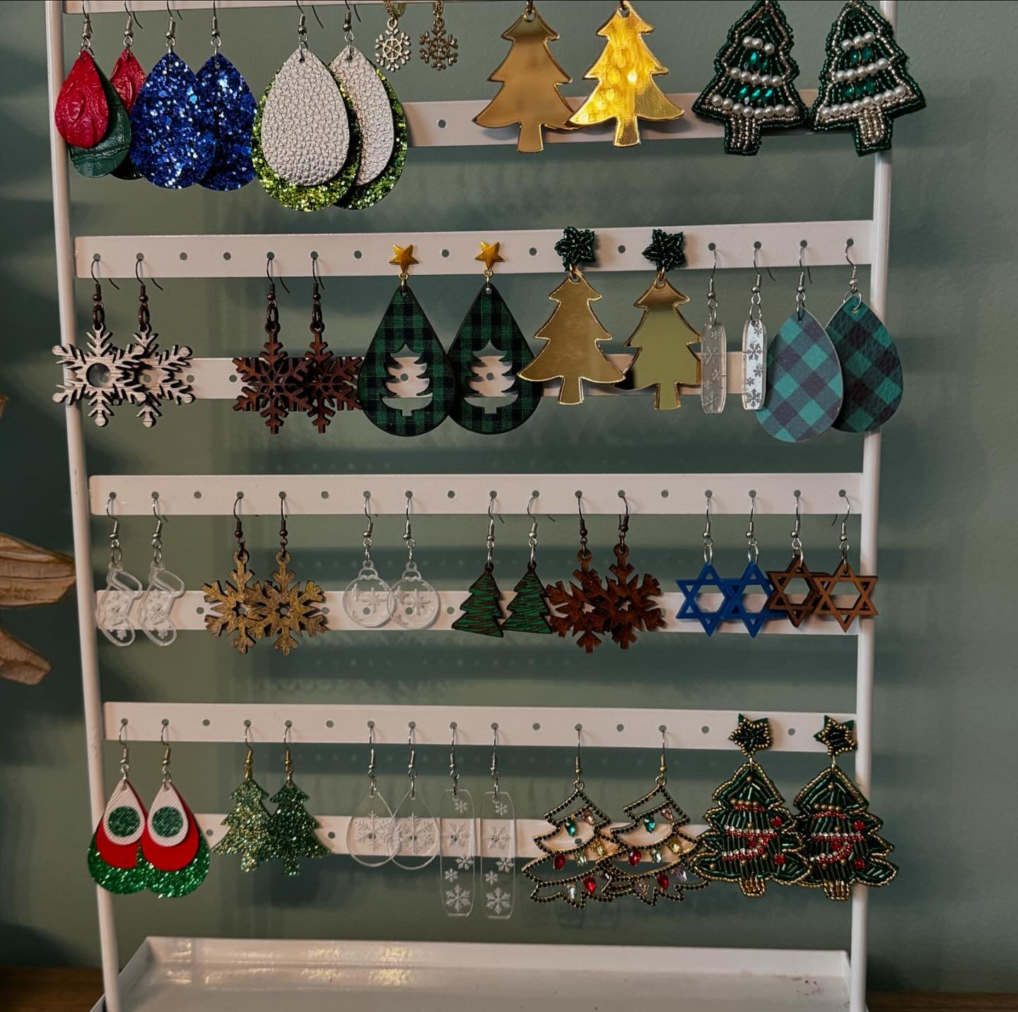 All Christmas earrings posted here are 2 for $20!!
