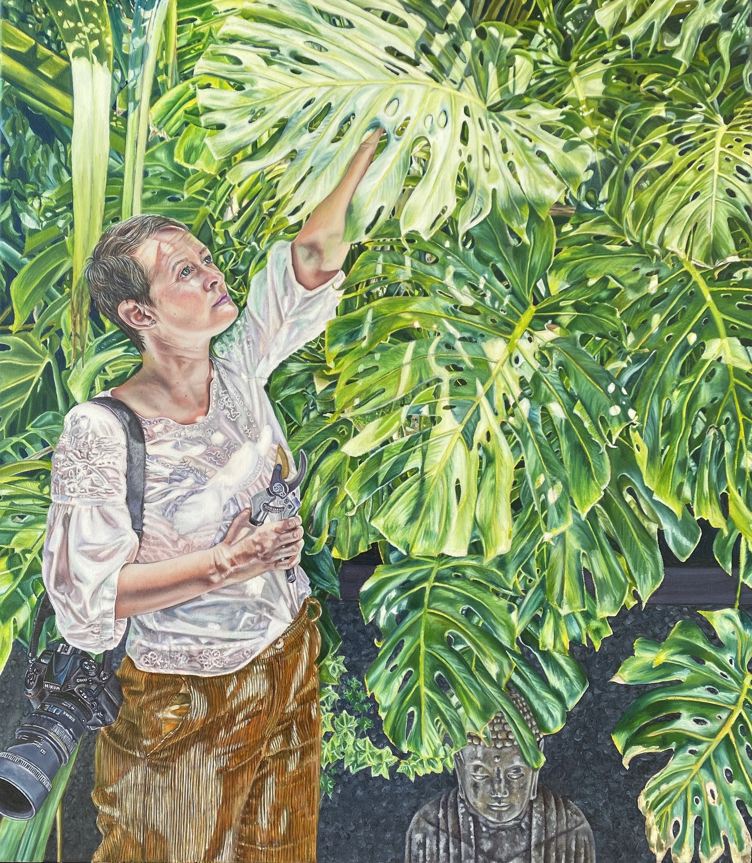 26: Tracey Coakley 
Waipu 
Holding the light 
700mm x 800mm 
Oil Painting 
$3500.00 

