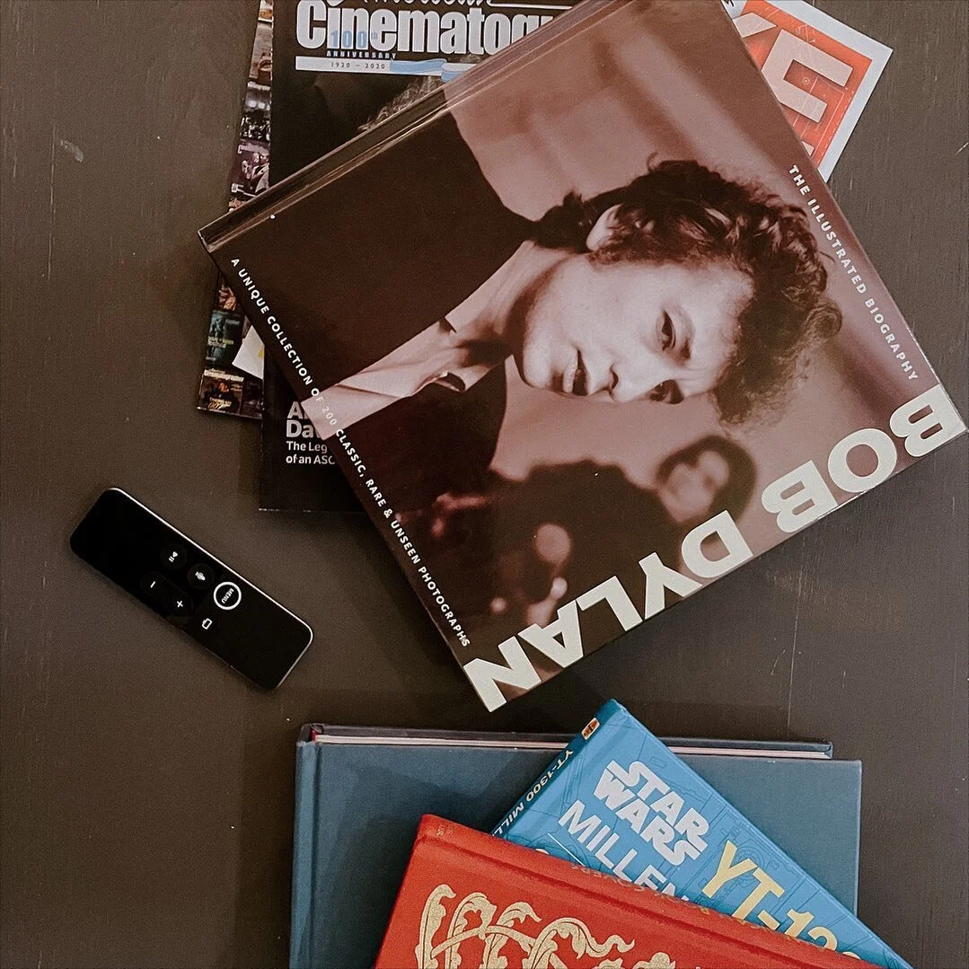 🎶 Love is all there is, it makes the world go 'round.
Love and only love, it can't be denied... 🎶 
⠀⠀⠀⠀⠀⠀⠀⠀⠀
🏠 airbnb.com/h/foxtrotshv
📧 foxtrot.shv@gmail.com.
.
.
.
.
.
#shreveport #sbc #downtownshreveport #texasstreet #shreveportmusicians #reco