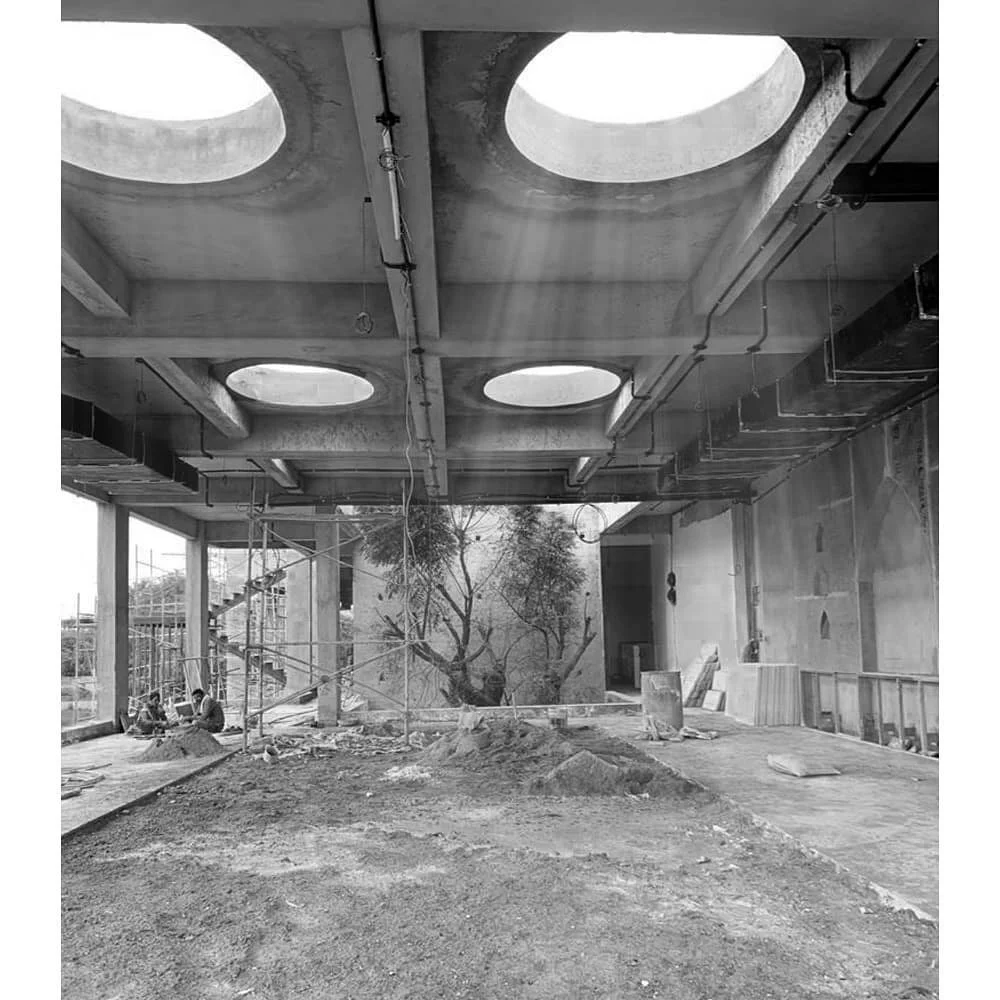 A sneak peek into our work in progress!

We'll keep you guys updated! Cant wait for the final look!

What do you guys think about this structure?

#PSAssociates #workinprogress #sitediaries #sitework #ongoingproject #construction #constructing #ceili