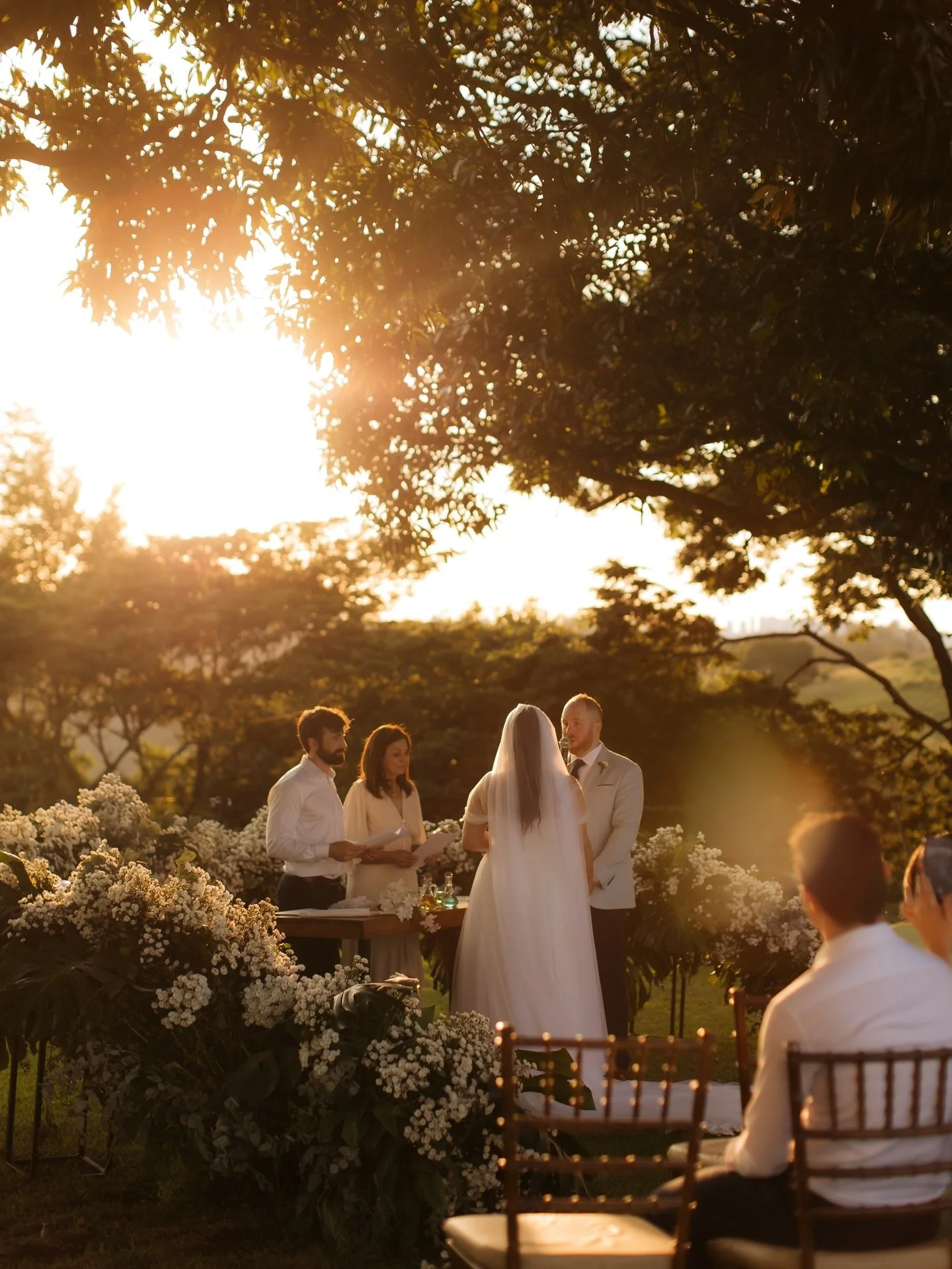 16.02.2026
Our Brazilian wedding 🇧🇷

We just got the photos and we could be happier!! Not even in my wildest dreams I thought I would have not one but two amazing celebrations with everyone we love! 

We had 100 people in my home town Londrina (sou