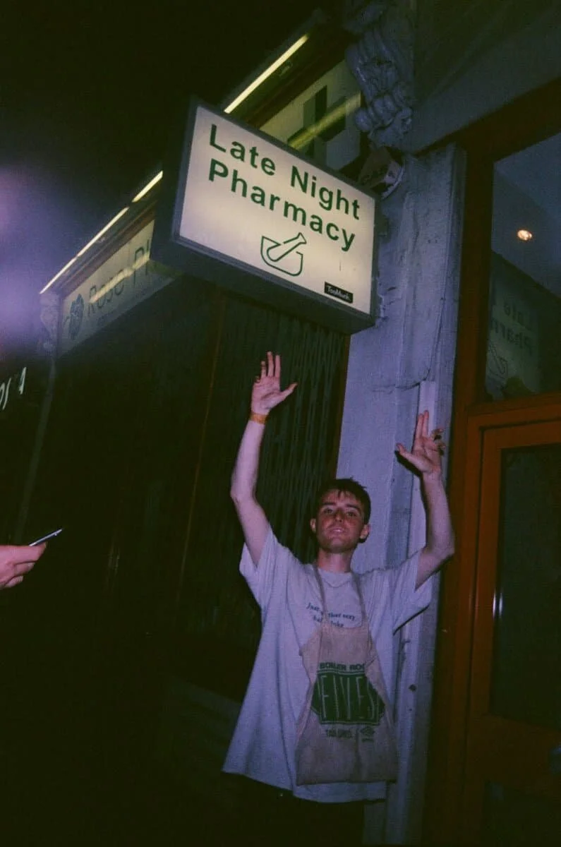 805
