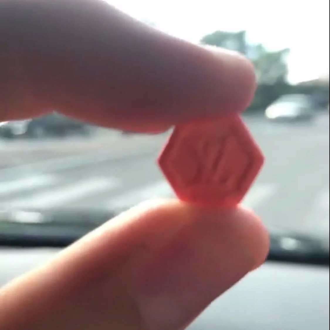 856