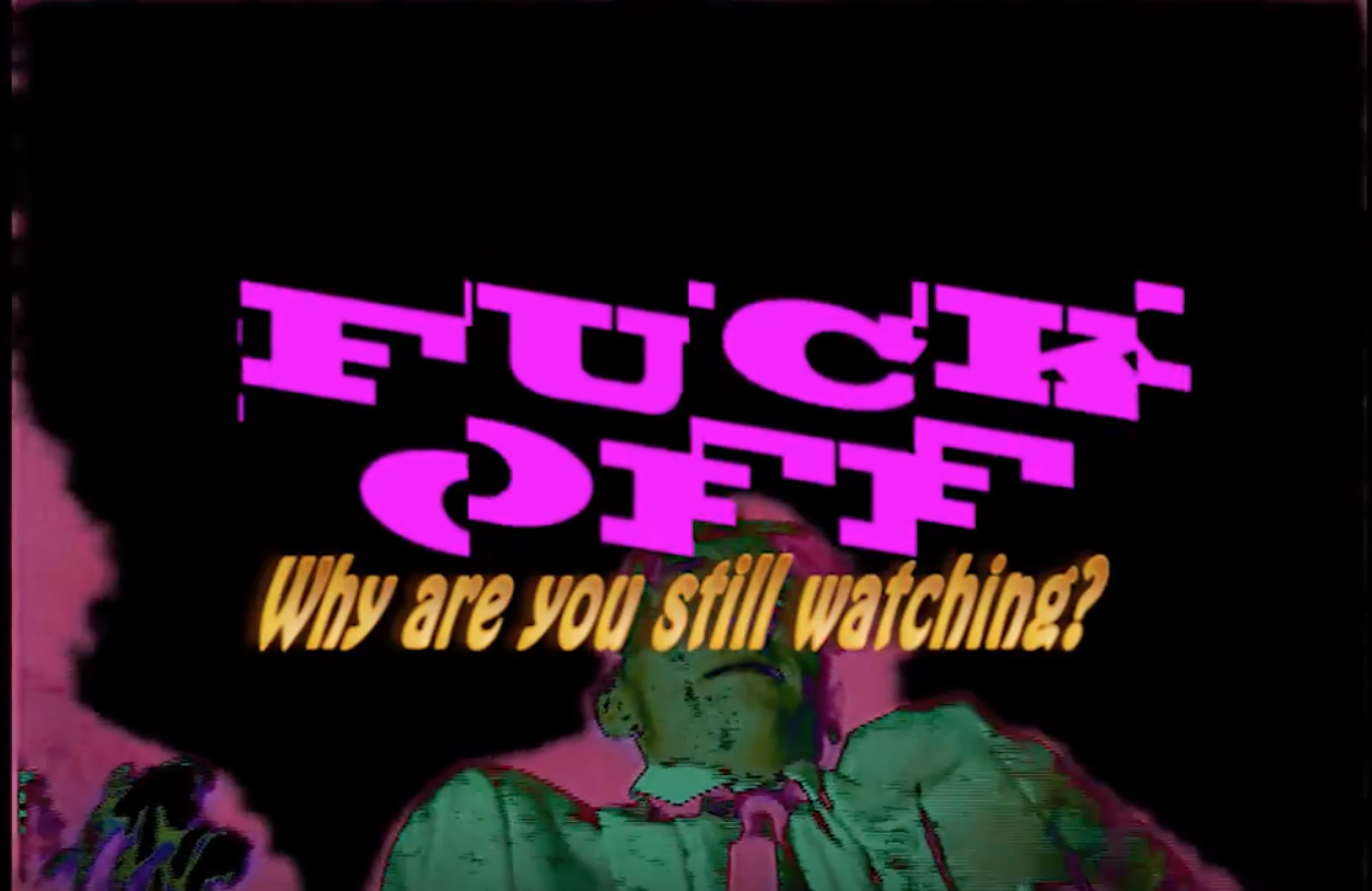 858