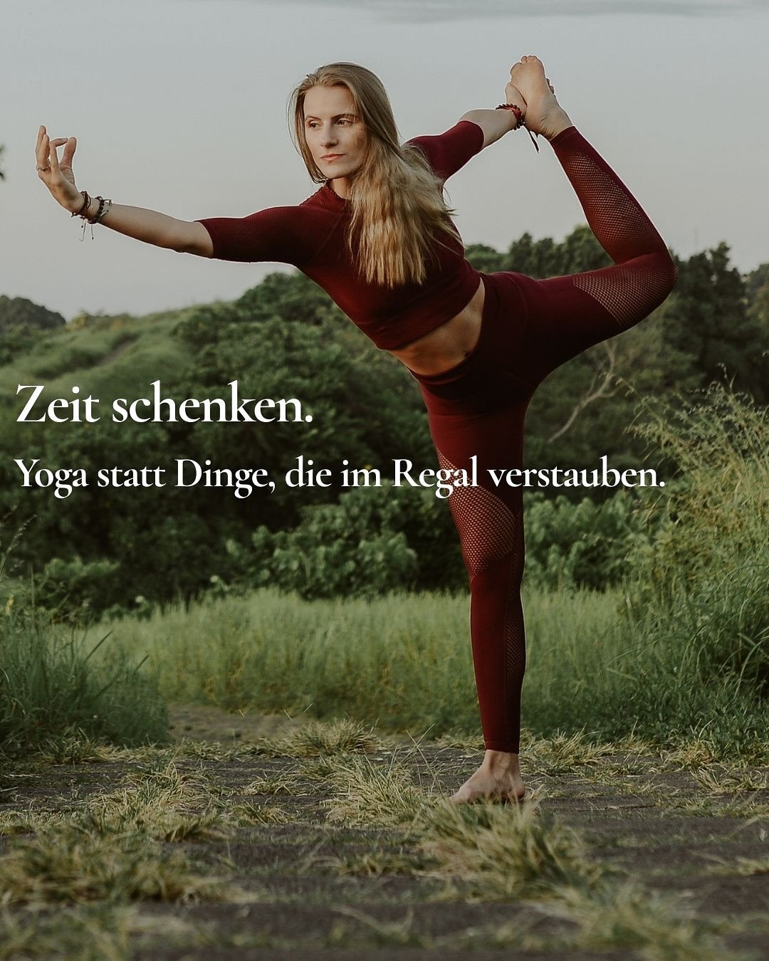 Zeit schenken.
Yoga statt Dinge, die im Regal verstauben.

🎁 Yoga-Gutscheine f&uuml;r
Yogastunden, Gruppenunterricht, Yoga Retreat &amp; besondere Auszeiten.

✨ Jetzt verf&uuml;gbar.
Kauf &uuml;ber den Shop oder schreib mir direkt.
👉 Link in Bio
ht