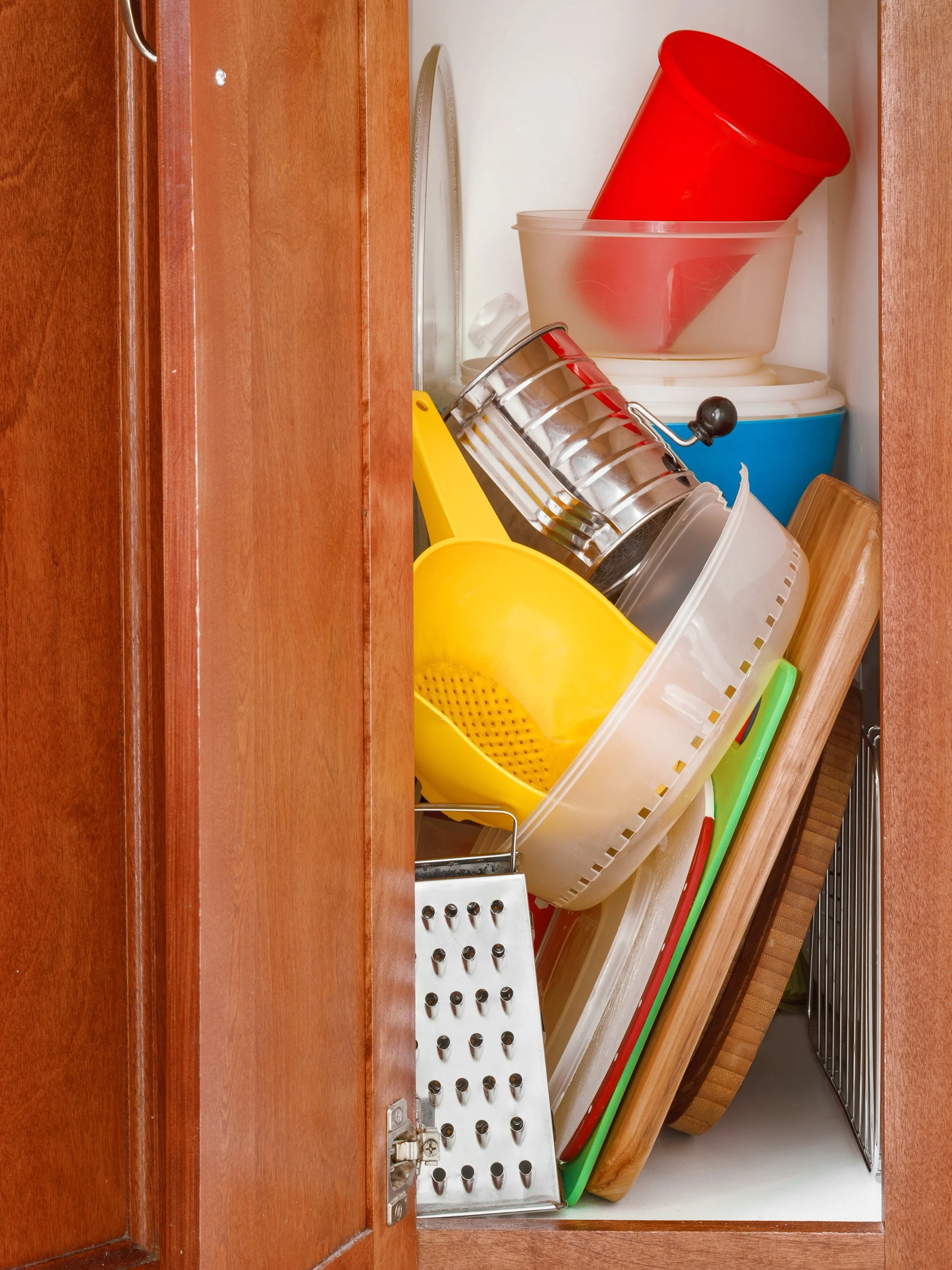 Ten tips for a kitchen that feels easier to use

Overfilled cupboards, cluttered worktops and a drawer that barely closes? Start small and make space for what you actually use.

Tackle one drawer or shelf at a time. You don&rsquo;t need to empty the 
