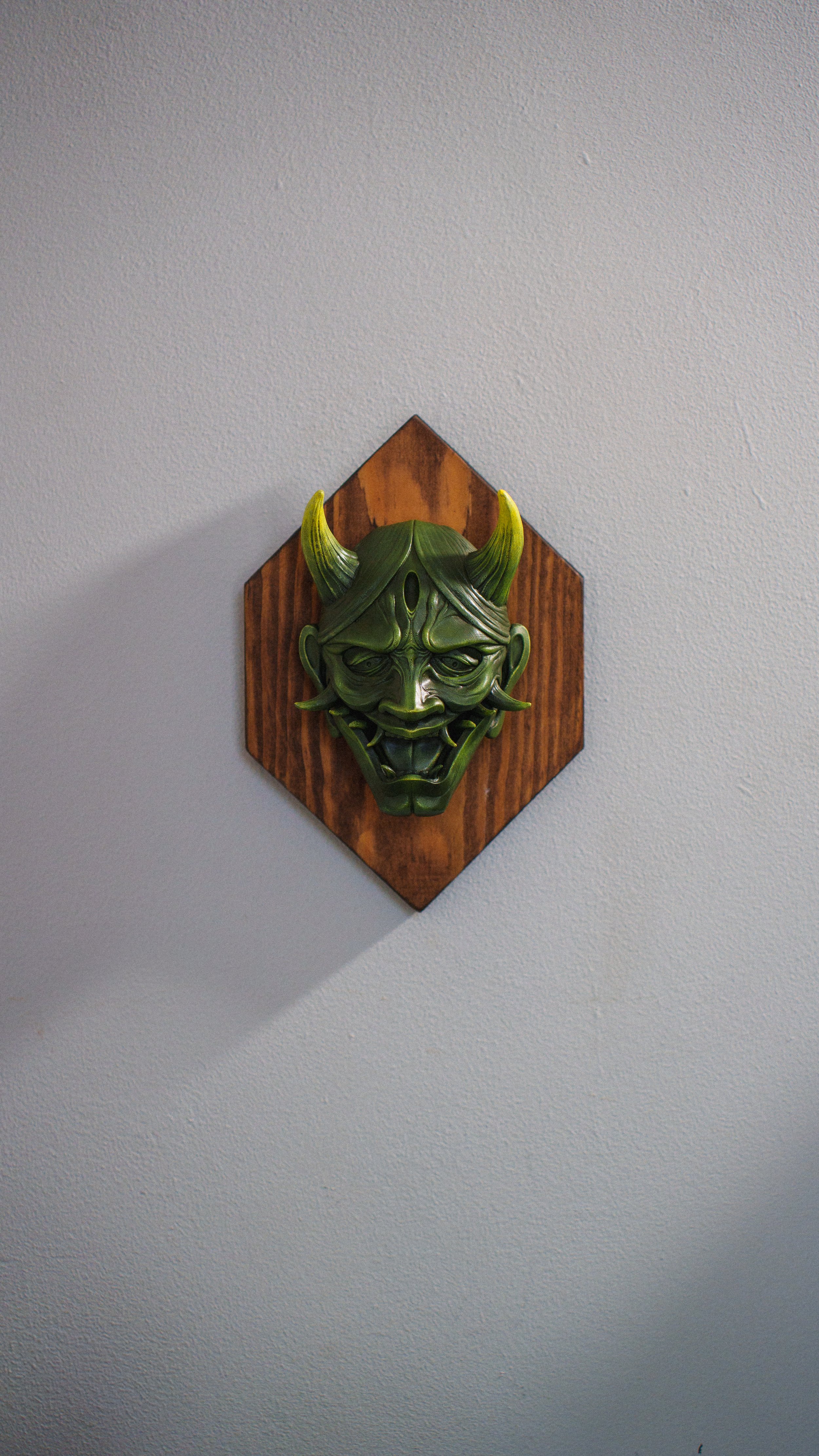 IN THE WOODS Hannya