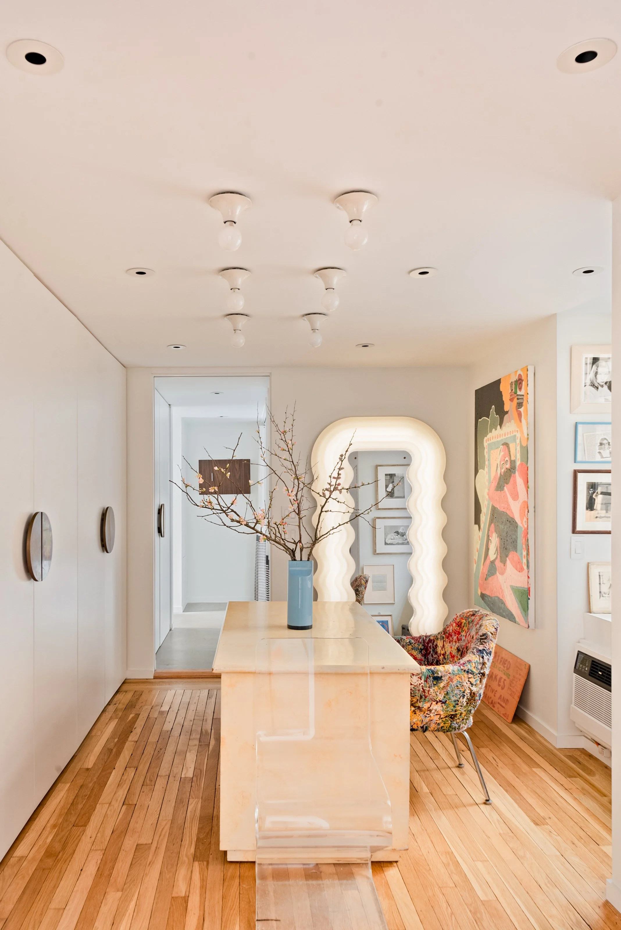 52ndSt-DressingRoom-1.jpg
