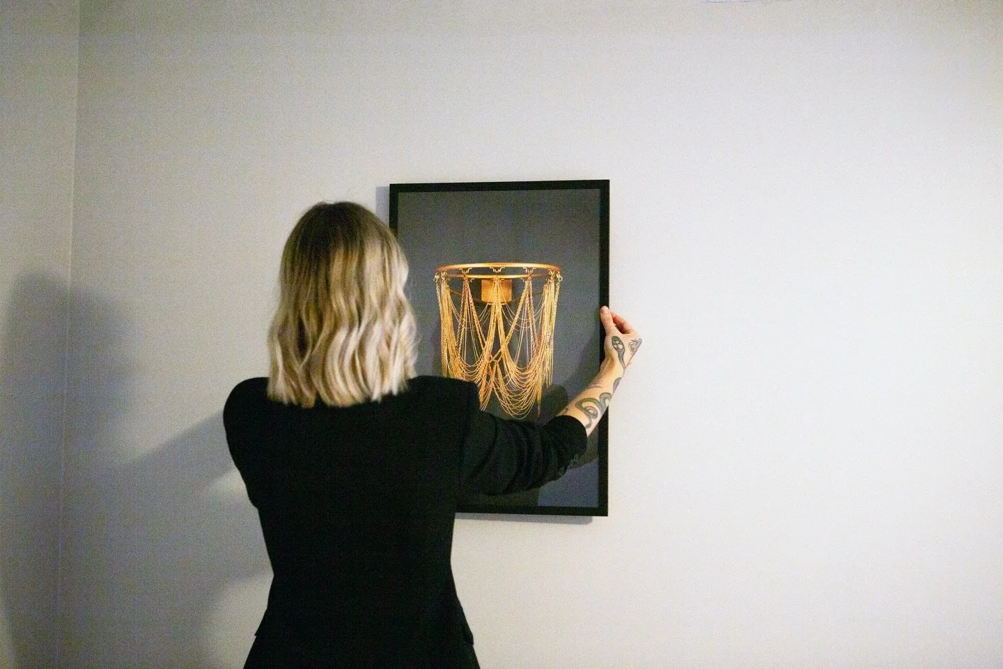 ✨ Lately I&rsquo;ve been loving seeing my work living in people&rsquo;s homes, offices, studios, walk-in closets, baby nurseries, and the spaces that feel the most you. 

For everyone who&rsquo;s been asking: yes, my prints are available to collect i