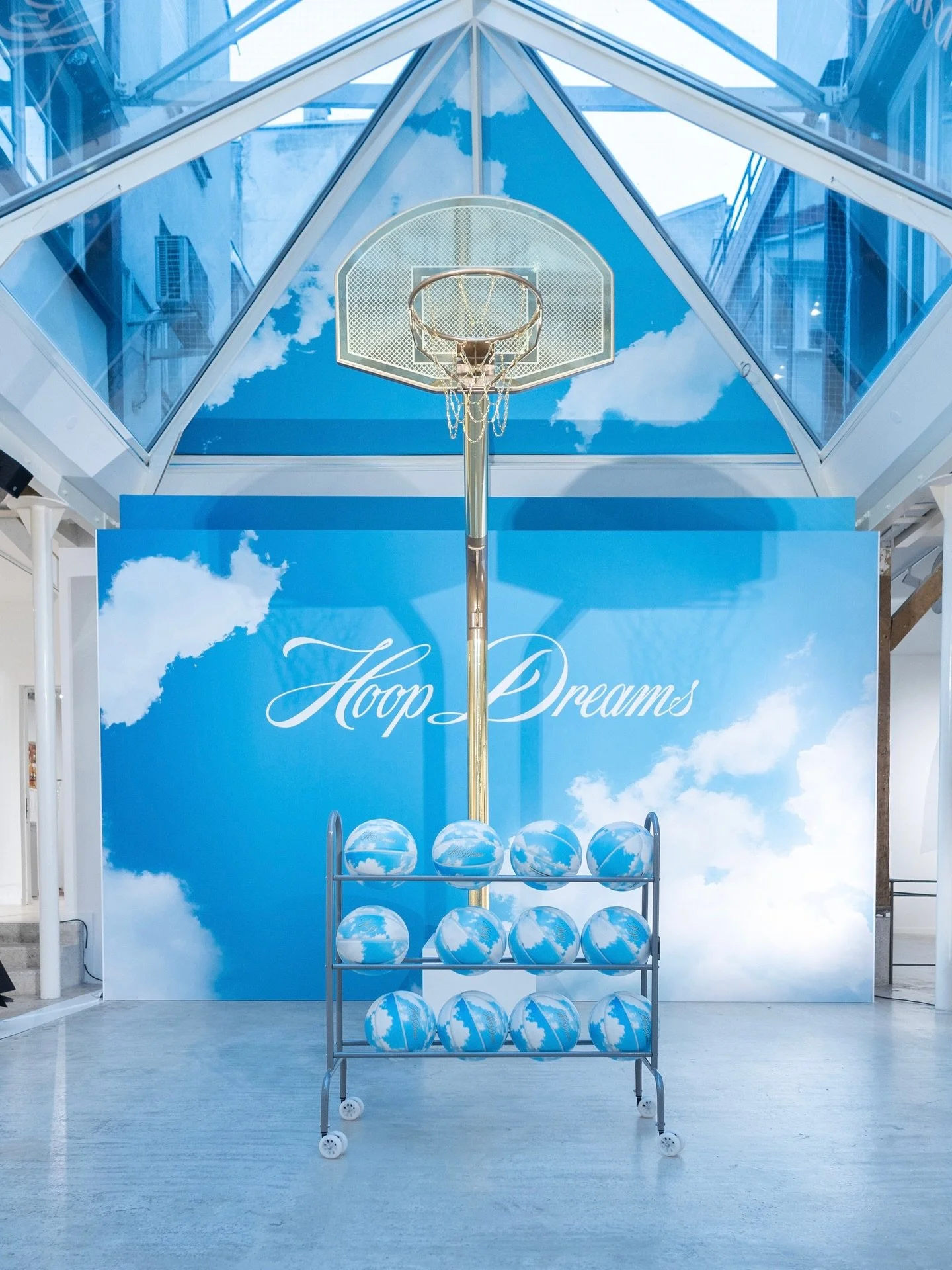 Ever since studying fine art in university (and completing a semester in Caen, France) I&rsquo;ve dreamed of exhibiting my work in Paris. 🇫🇷

I&rsquo;ve followed @trajectoirestudio for years, inspired by their commitment to sport, culture, and cont