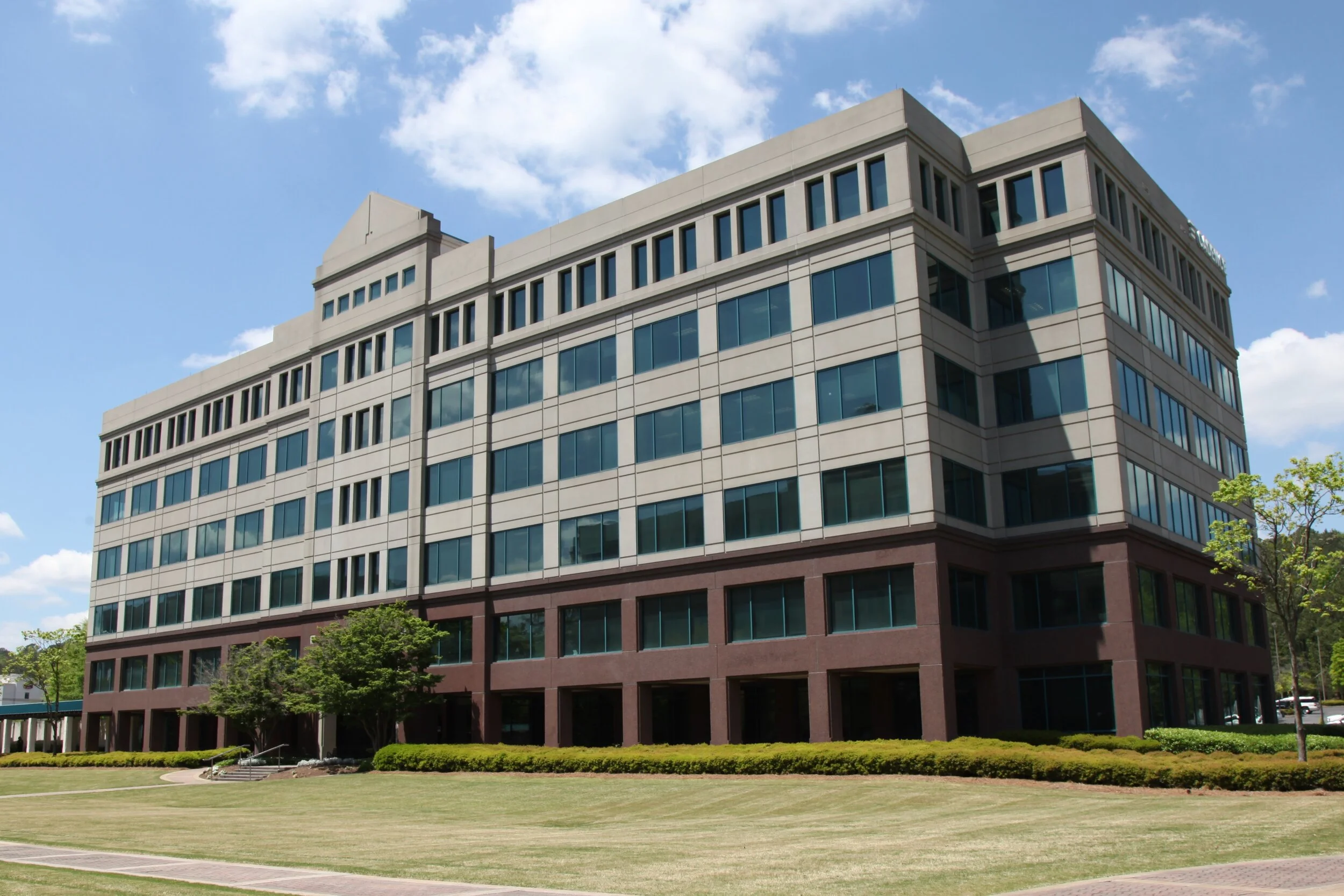 EverSource Establishes Headquarters in Colonnade Office Park to