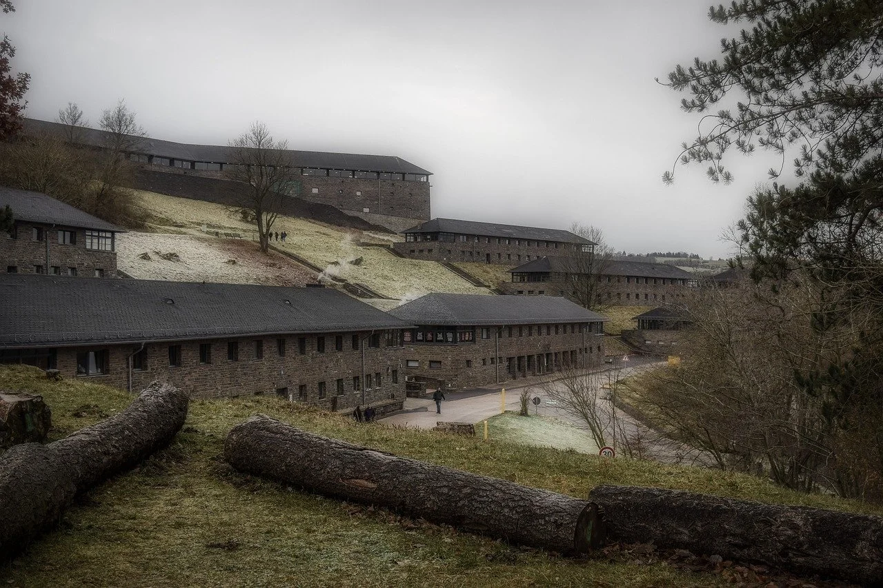 Führung NS Dokumentation Vogelsang