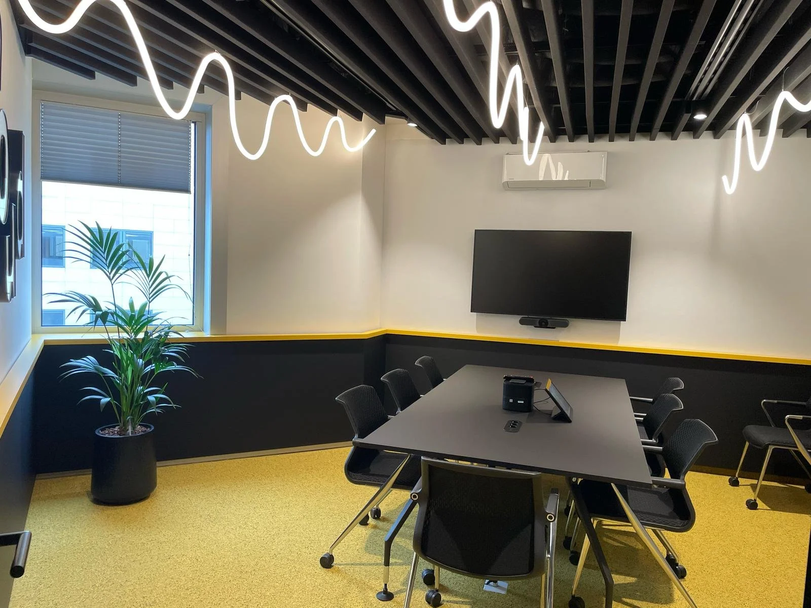 Plzeňský Prazdroj kanceláře, Nákupní galerie Myslbek, Praha