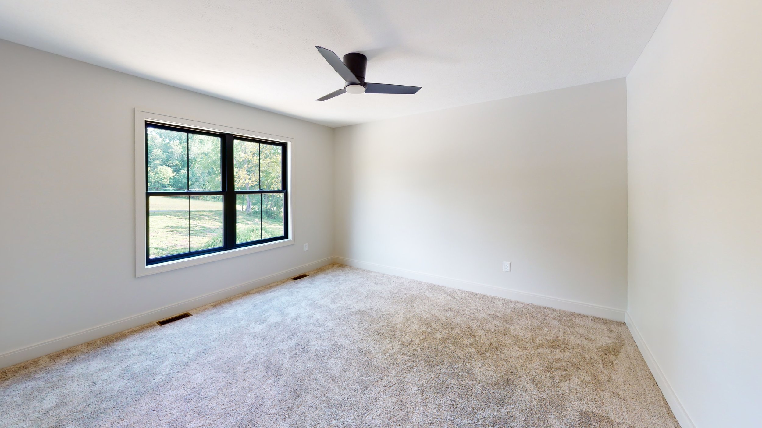 1372-Swartz-Rd-Unfurnished(8).jpg