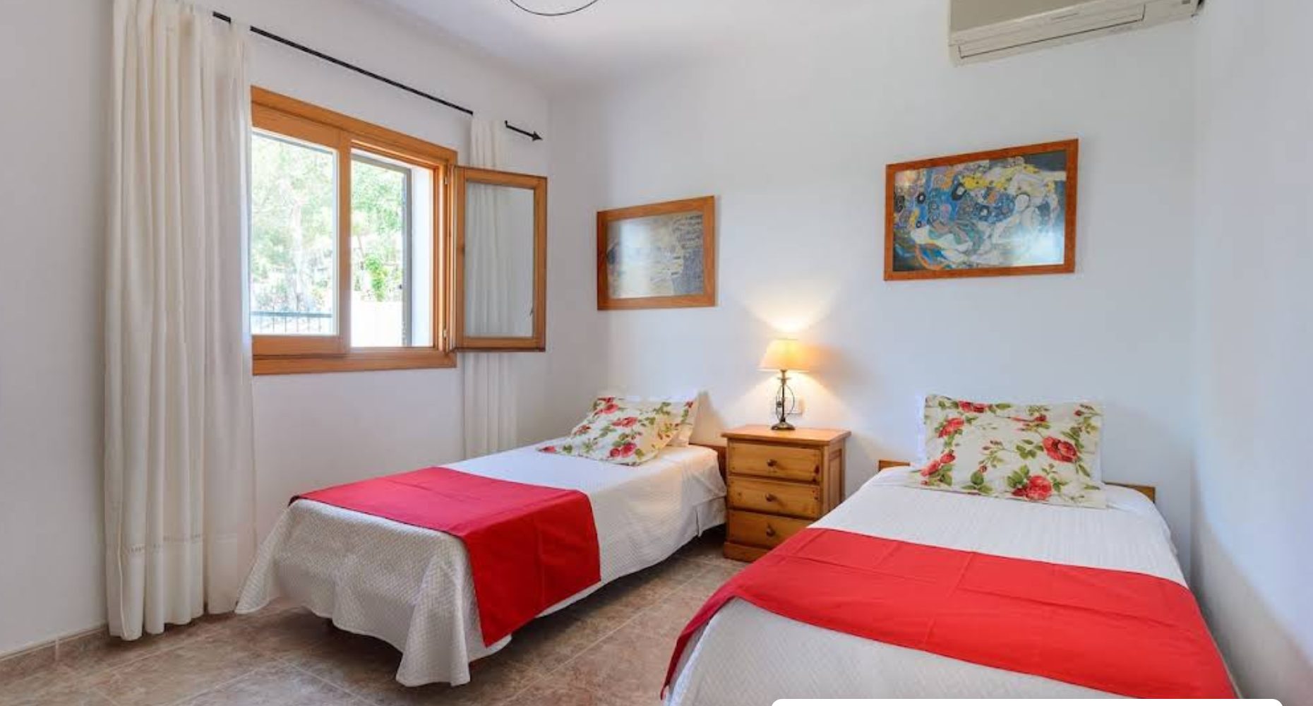 Twin room