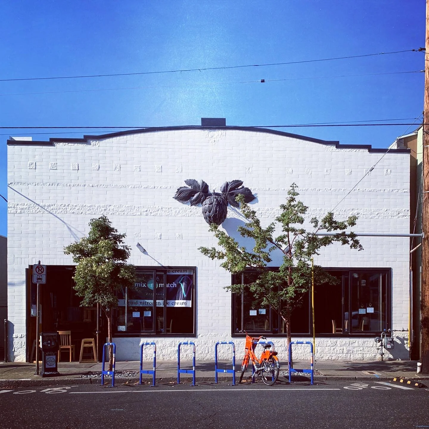 Alameda Brewhouse and upcoming Blind Ox Taphouse