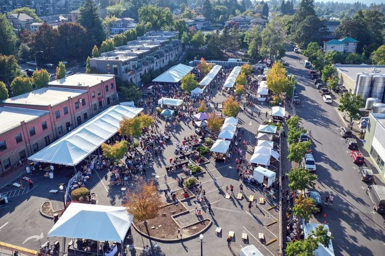 Fall into Hood River; Autumn Events with Express Transportation from