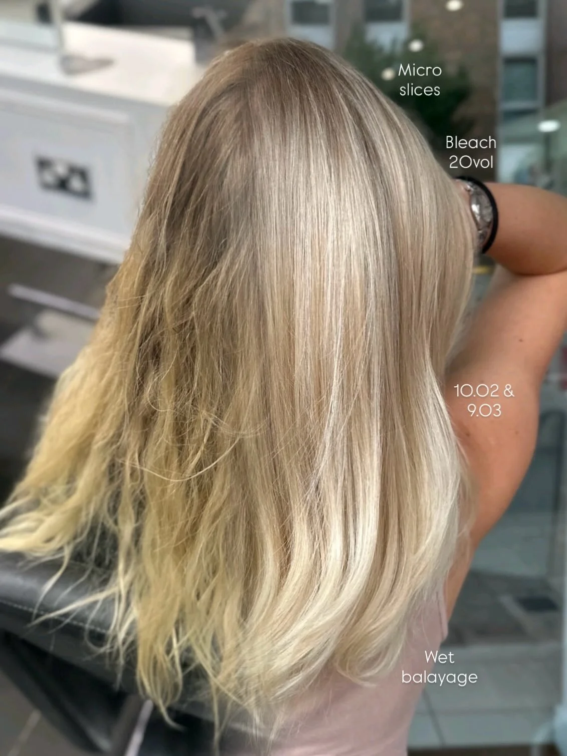 Side by side visual of how your hair can look coming to the salon Vs when you leave the salon.

We did a mixture of babylights, micro slices, wet balayage and a global gloss to achieve this blonde colour and this clients was with me for 4.5 hours. 

