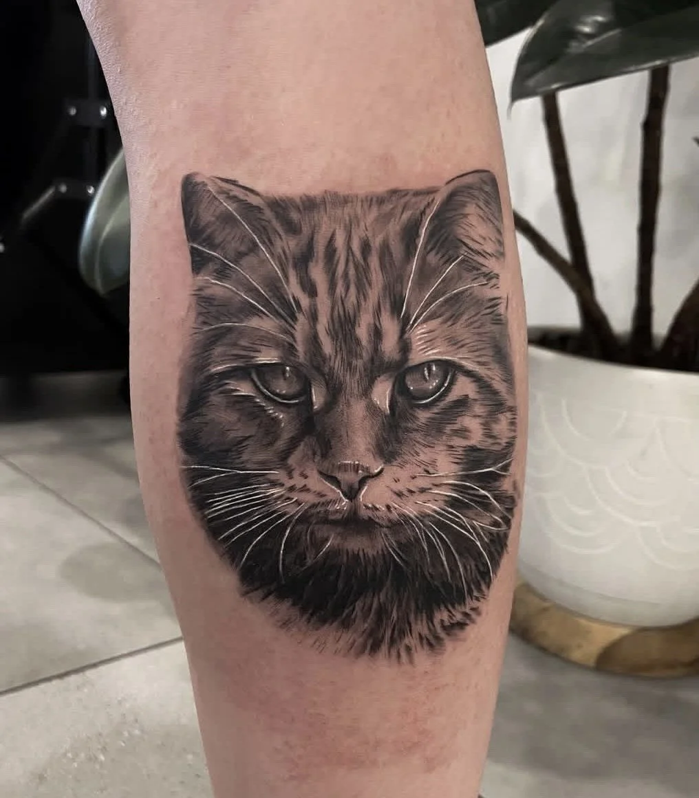 ✨ Meet Andre, a realism tattoo artist in Toronto and a standout artist at Tattoo People Toronto.

Specializing in realistic tattoos, portrait tattoos, and fine-detail photorealistic designs, Andre is known for bringing depth, emotion, and precision t