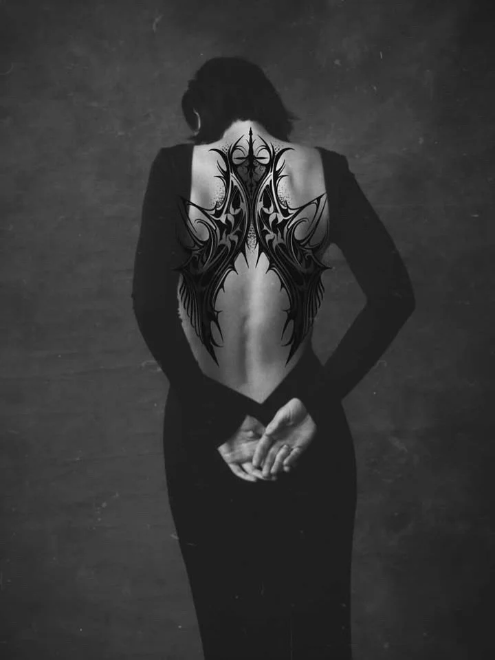 🌟 Meet SANA (@tattvior) &mdash; A master of Ornamental &amp; Fine Line Tattooing in Toronto.

Renowned for her breathtaking intricate details and cultural artistry, Sana specializes in transforming skin into a canvas of decorative patterns. Whether 