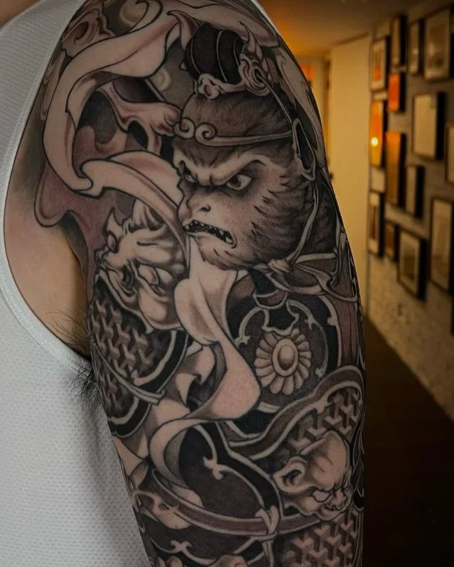 Meet the Artist: Ronald 🎨

If you&rsquo;re looking for vibrant, high-contrast pieces that pop, look no further. We are so excited to highlight Ronald (@lilfunki_tattoopeople), our resident expert in all things bold and bright!

Ronald is an incredib