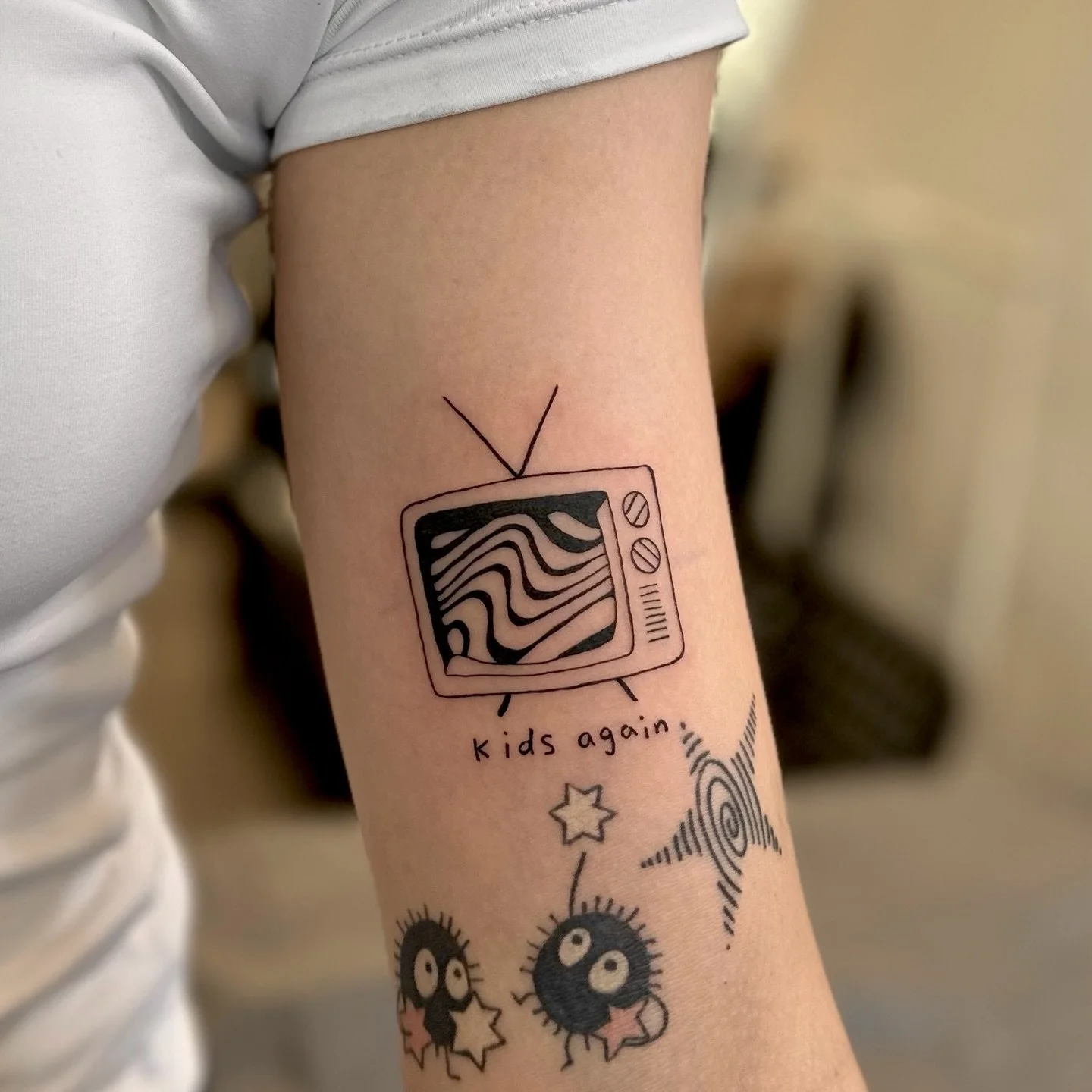 Looking for fresh ink in Toronto? ✒️

Start your week with some new art! We are open for walk-in tattoos tomorrow. Whether it&rsquo;s a small meaningful piece or a spontaneous flash design, our talented artists are ready to bring your vision to life.