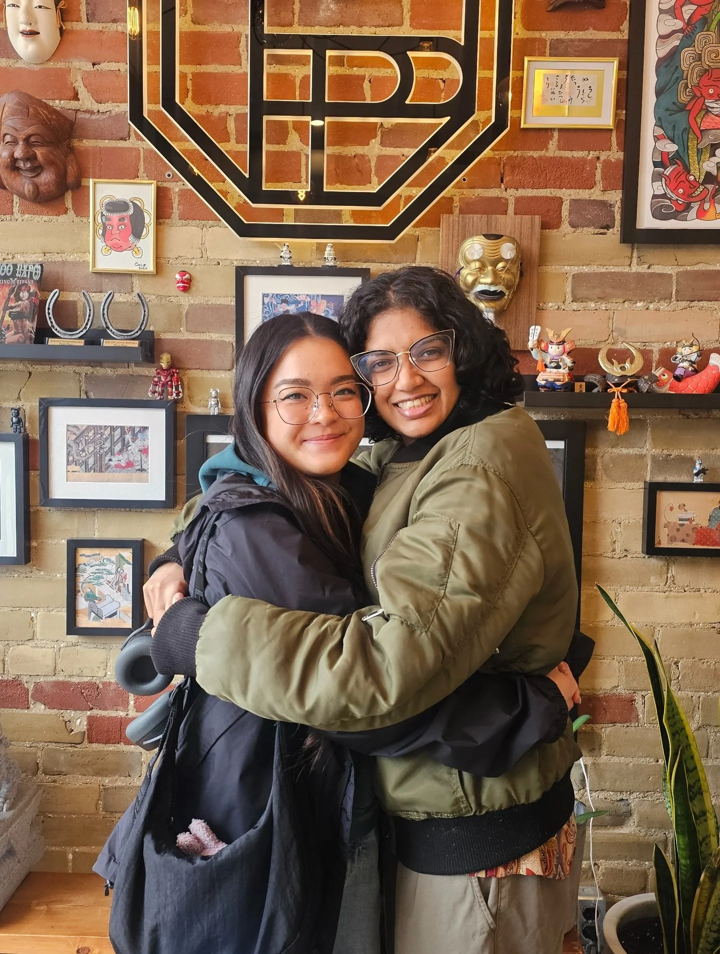 What an unforgettable week at Tattoo People!
 
From celebrating a 40th anniversary with new ink to hosting brave first-timers, we&rsquo;ve loved every minute. Plus, the studio is officially in BTS comeback mode💜 

Thanks for a full house and the bes