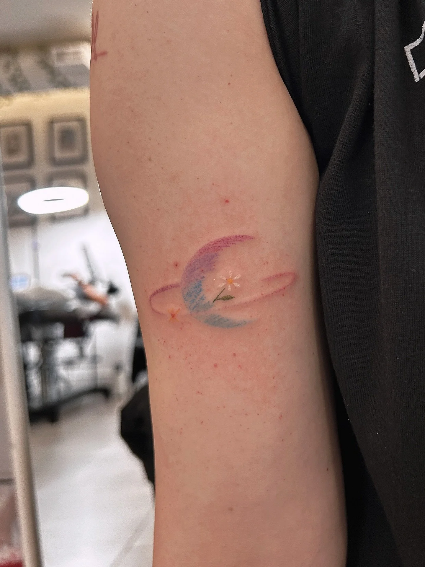 If you&rsquo;re into delicate, story-driven tattoos, J is one of the Toronto handpoke artists you&rsquo;ll want on your radar.

@j_tattoopeople 

Specializing in delicate handpoke tattoos, J&rsquo;s work blends whimsical energy with intentional detai
