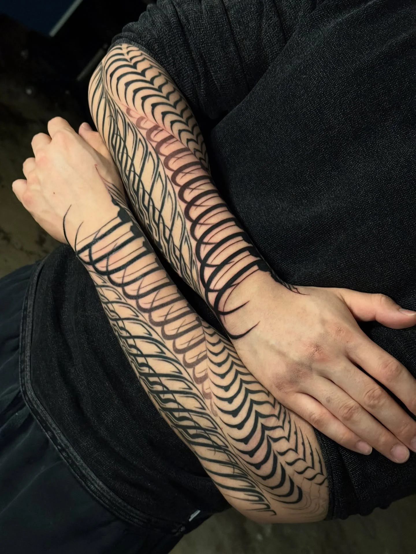 Find balance in the details. 🕌✨

Mohammad&rsquo;s work in sacred geometry tattoos is a testament to patience and precision. If you&rsquo;ve been searching for a decorative tattoo artist in Toronto who understands flow and symmetry, Mohammad is the a