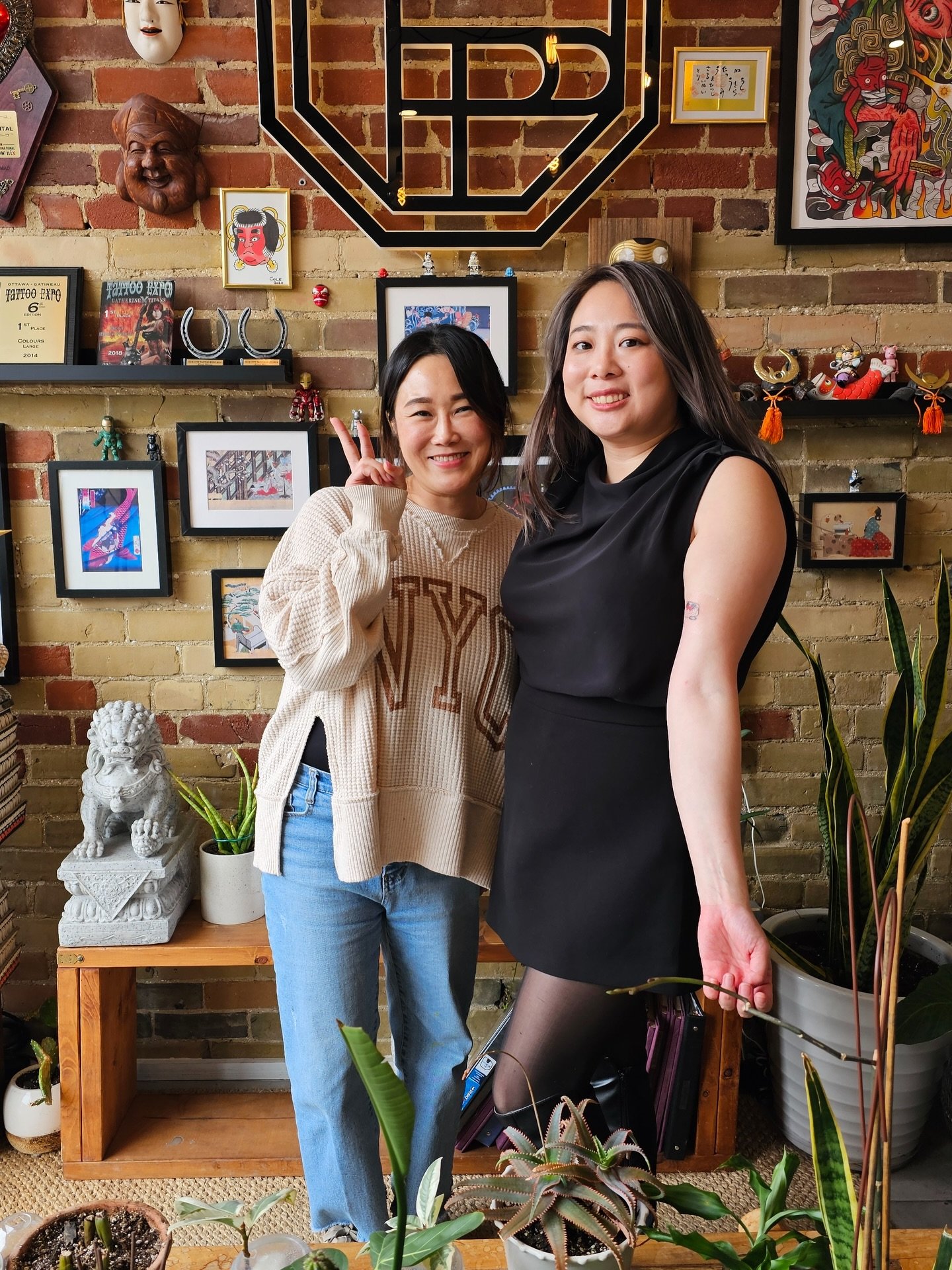 Faces we loved seeing this week.
Thank you to all our amazing clients for sharing your smiles and stories with us. 
We loved every moment with you all! 

#tattooweeklyrecap #besttattoostudiotoronto #besttattooartisttoronto #TorontoLife #WalkinTattoo