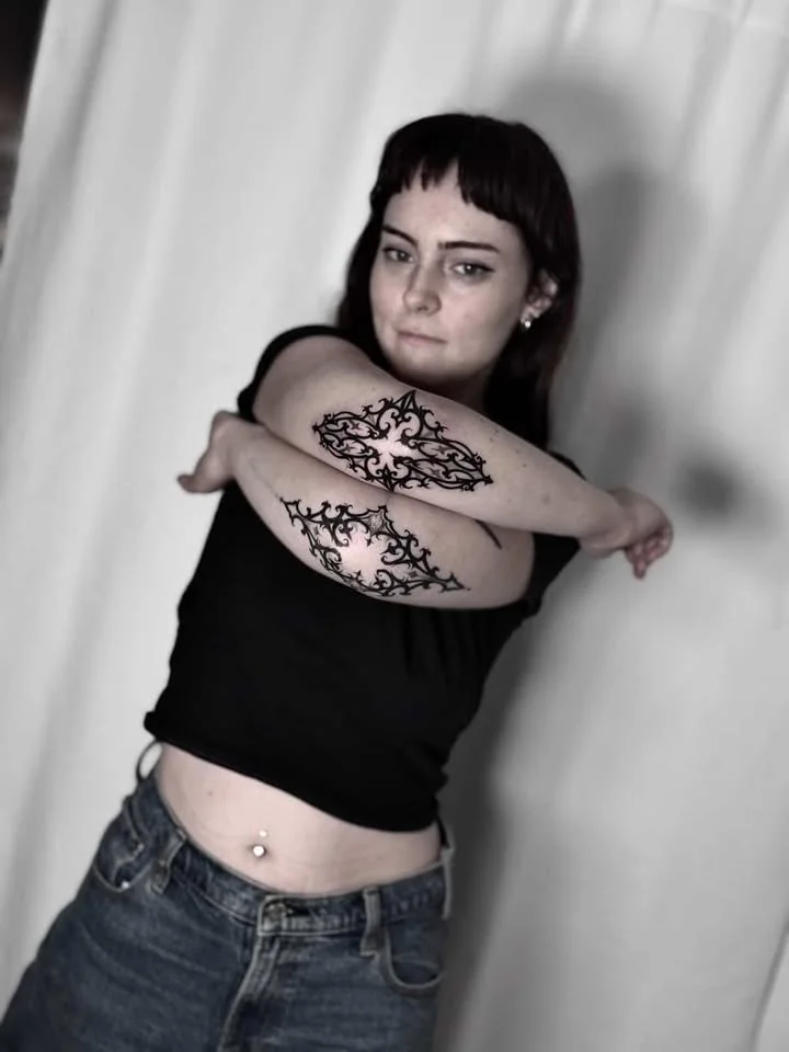🌟 Meet SANA (@tattvior) &mdash; A master of Ornamental &amp; Fine Line Tattooing in Toronto.

Renowned for her breathtaking intricate details and cultural artistry, Sana specializes in transforming skin into a canvas of decorative patterns. Whether 