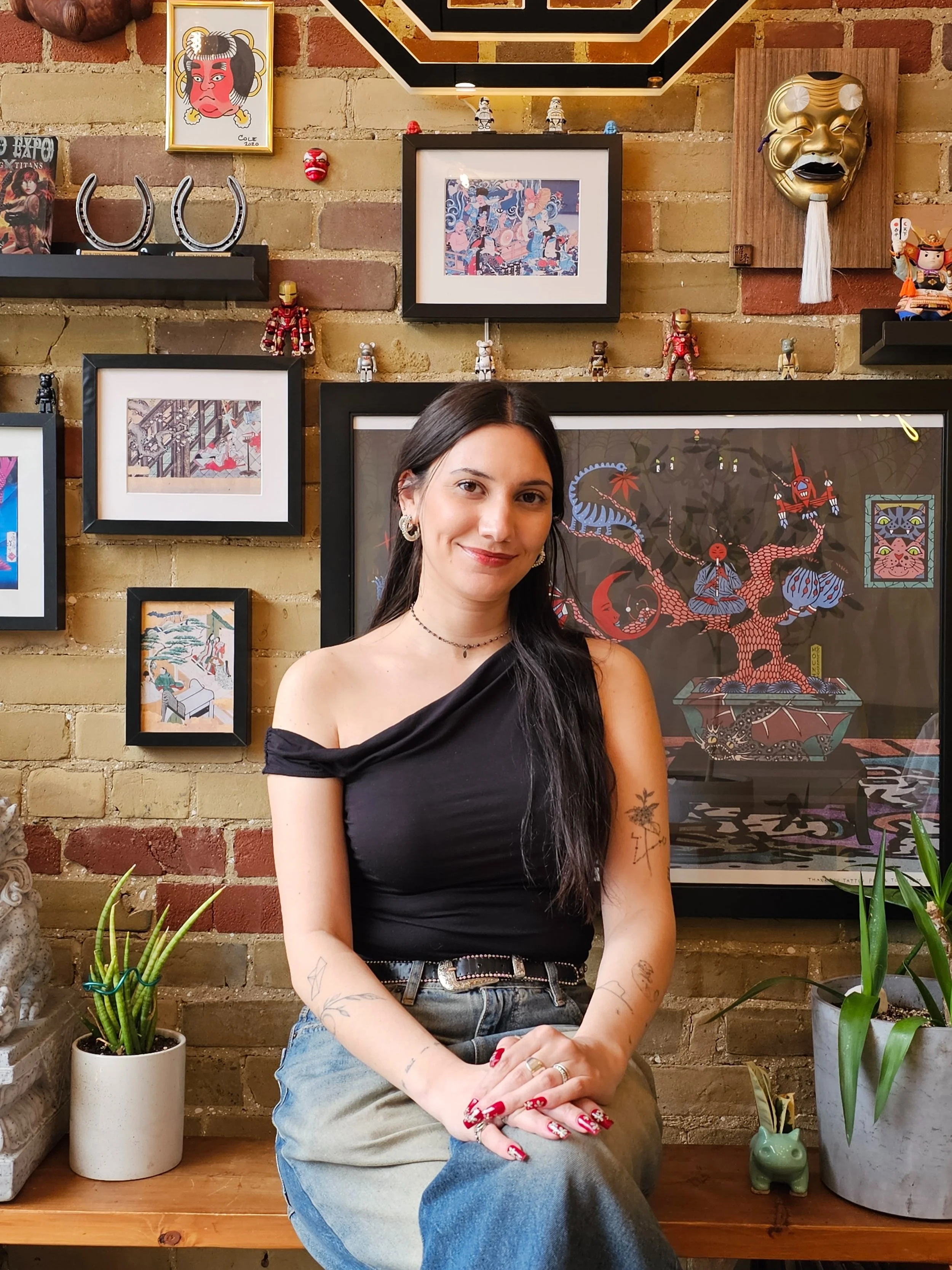 New Artist Alert : Gaja is here! 

Focusing in fine-line illustrative and botanical designs, Gaja is now ready to transform your ideas into art. 

@gajaviola_tattoopeople 
🗓️Open for May &amp; June bookings! 

Welcome to the team, Gaja! 👏👏👏 

#to