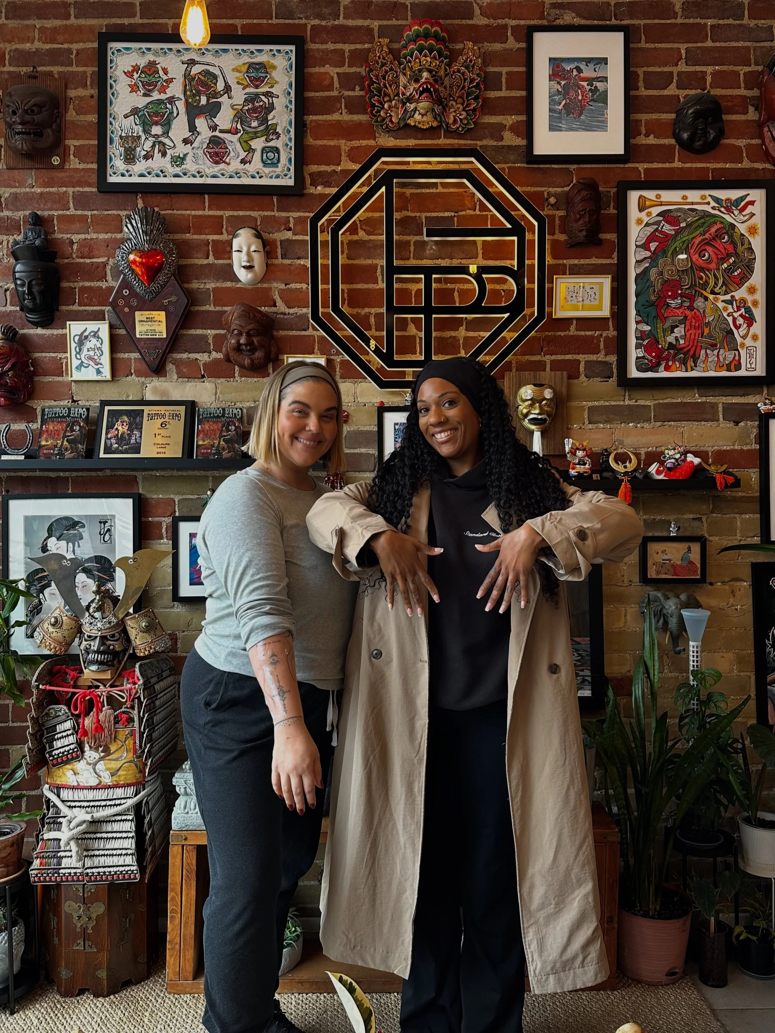 From custom concepts to meaningful memories. Here&rsquo;s a little look into our week at the studio. ✨
Thank you to every client who shared their ideas and stories with us. We&rsquo;re always grateful for your trust. 🤍

#torontotattoo #torontowalkin