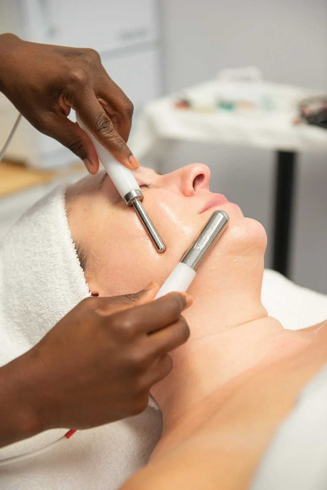 How Long Does Results From Microcurrent Facials Last?