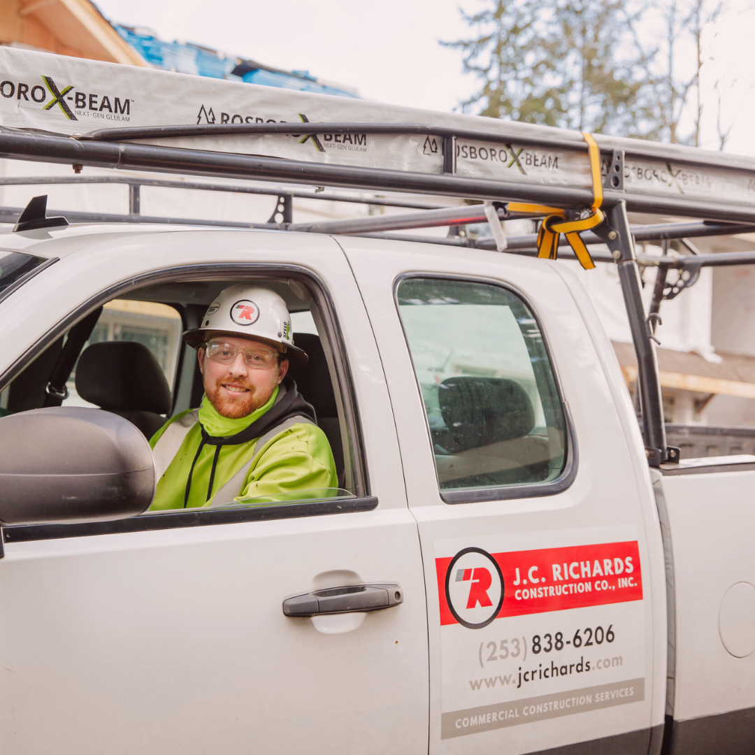 A Contractor’s Guide to Hiring the Right Company