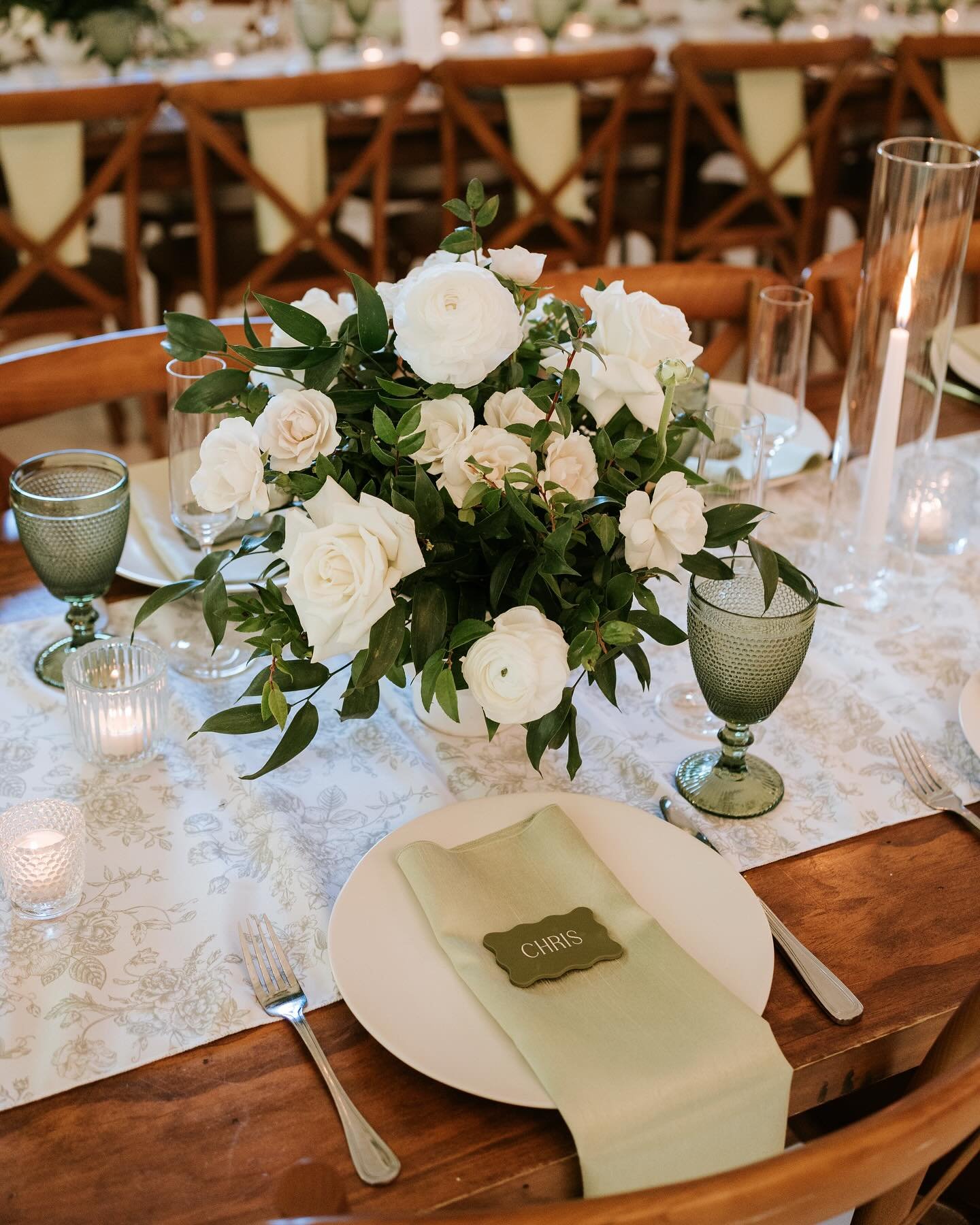 Everything about this day was absolute perfection!

Planning + Design: @emeraldandivyweddings 
Venue: @therosemaryvenue 
Florals: @hautepoppiesfloral 
Rentals: @toptiereventrentals 
HAMU: @roseandsagehairandmakeup 
Photography: @ivoryoaksphoto 
Video
