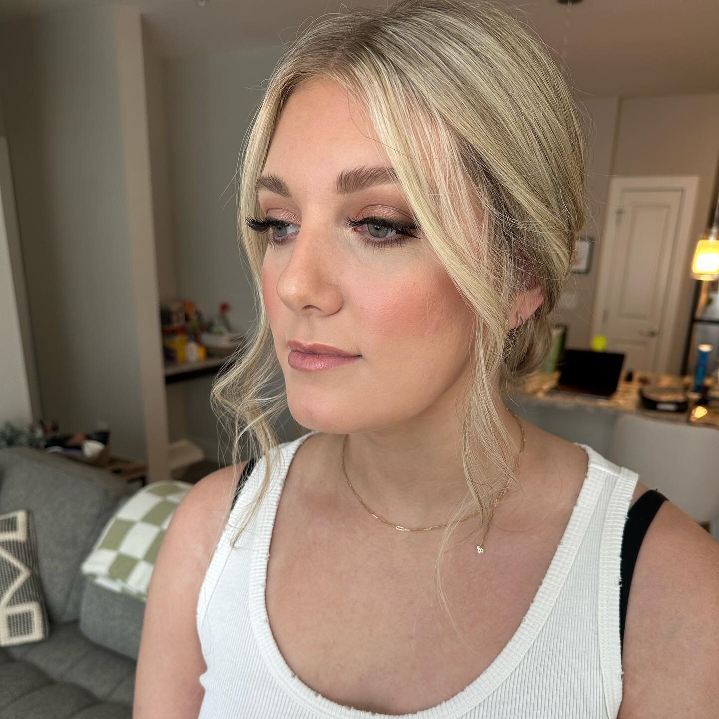 Bridal trials are underway for our Spring brides 🥰 @beautyasylum #beautyasylum @jacqpearcebeauty #beautyasylum_jacqueline 
.
.
.
#atlantaweddingmakeup #atlantaweddinghair