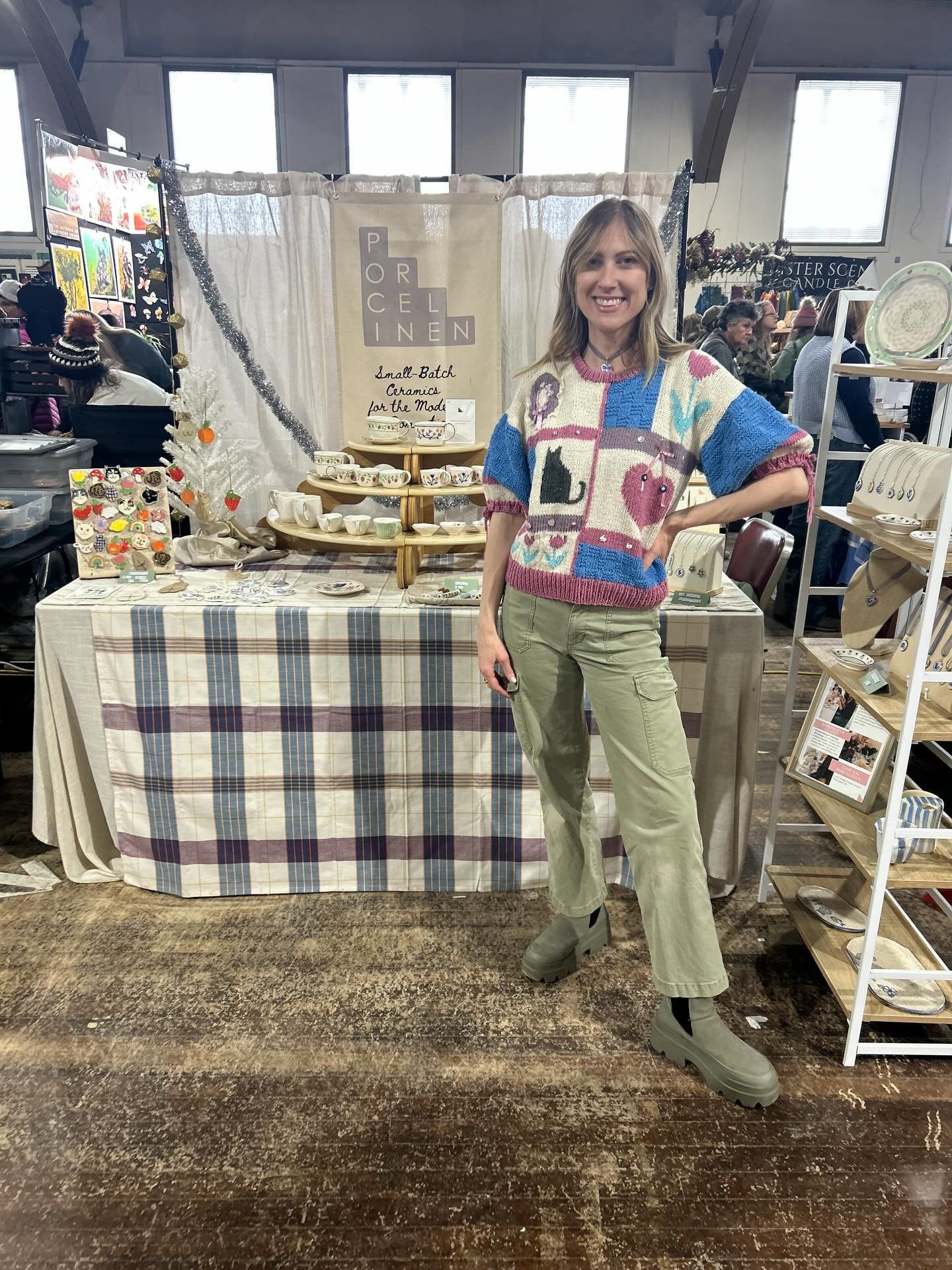 Day two of @detroiturbancraftfair was a slam dunk and I got to set up my backdrop (you always forget something the first day) This was my 4th year vending with DUCF and their 20th anniversary!! I remember going to this fair in 2006 when it was at Maj