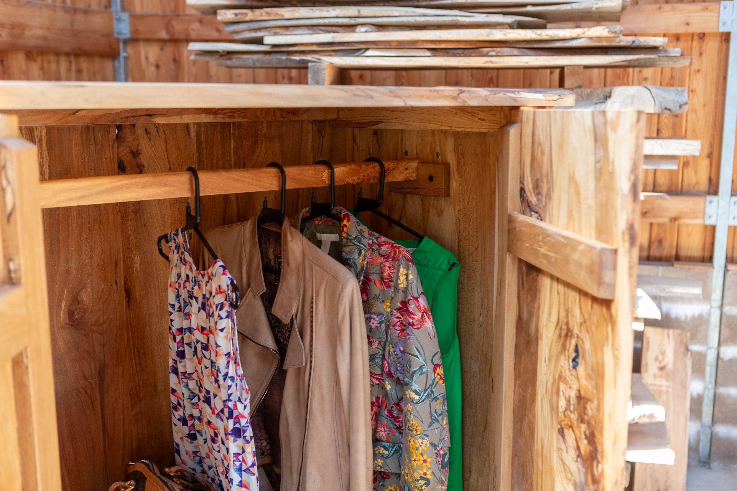 LARGE 040823 SouthBarn 1850 Wardrobe-44.jpg