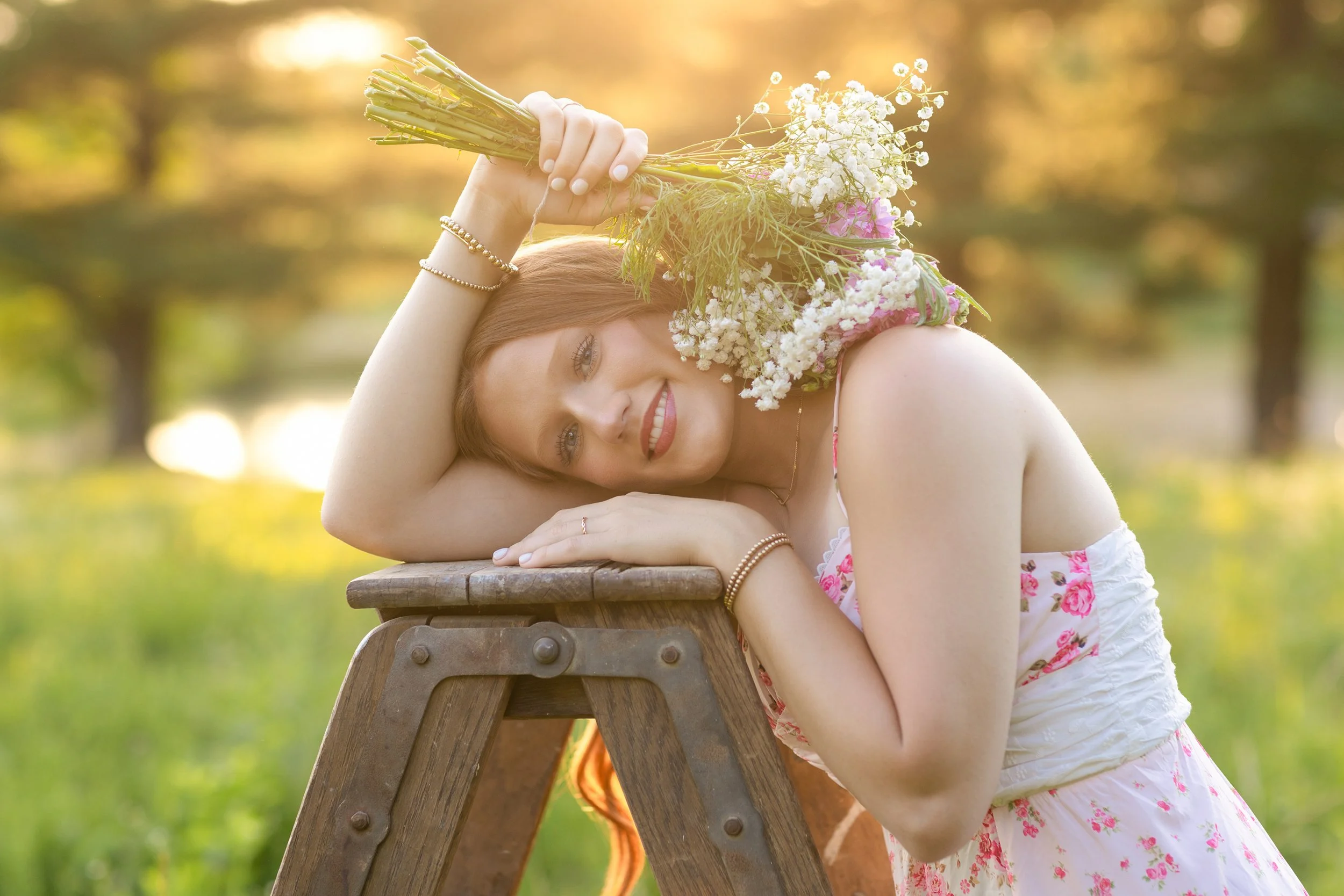  sunset and flowers / Cara Hill Photography
