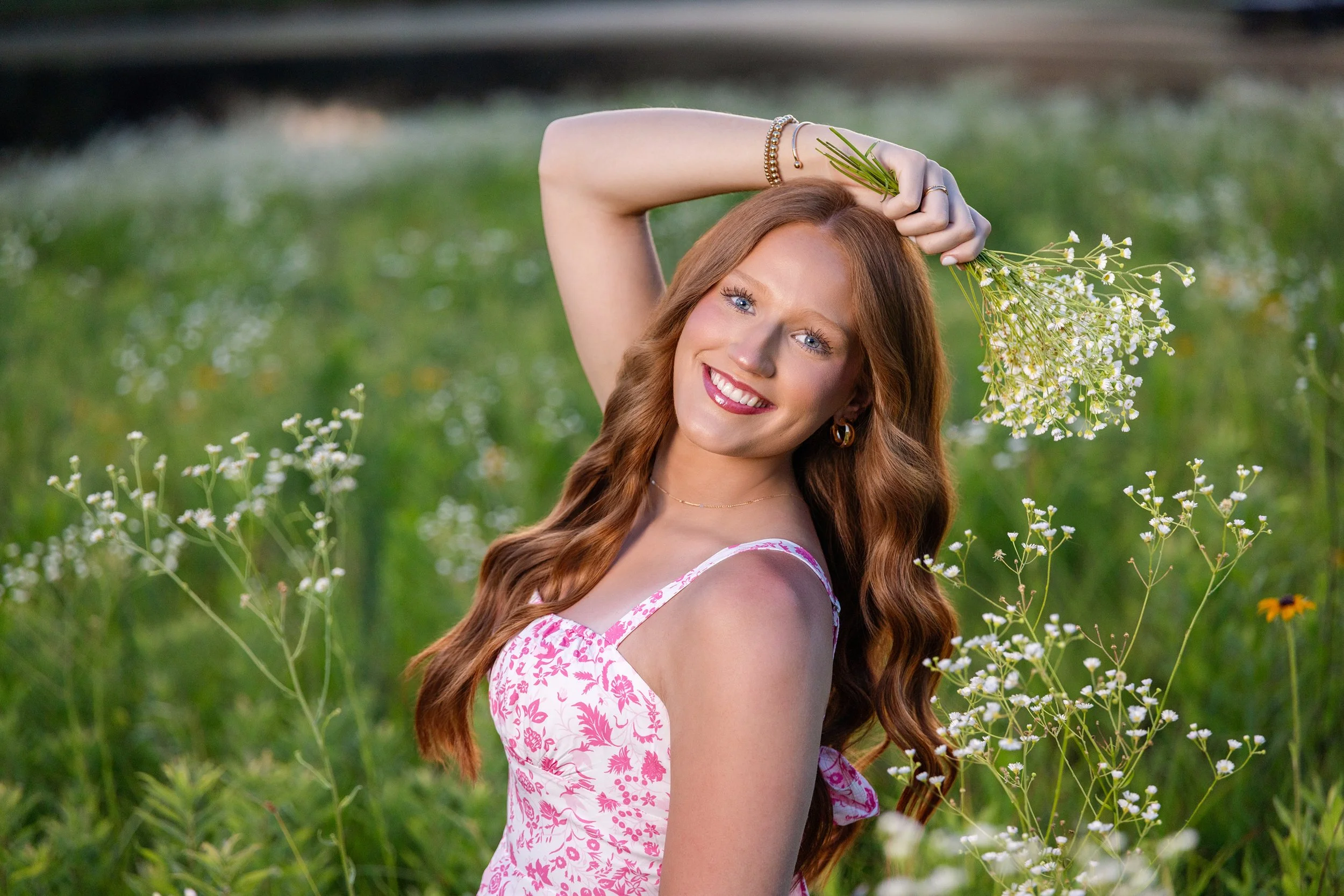 field/flowers/senior/Cara Hill Photography
