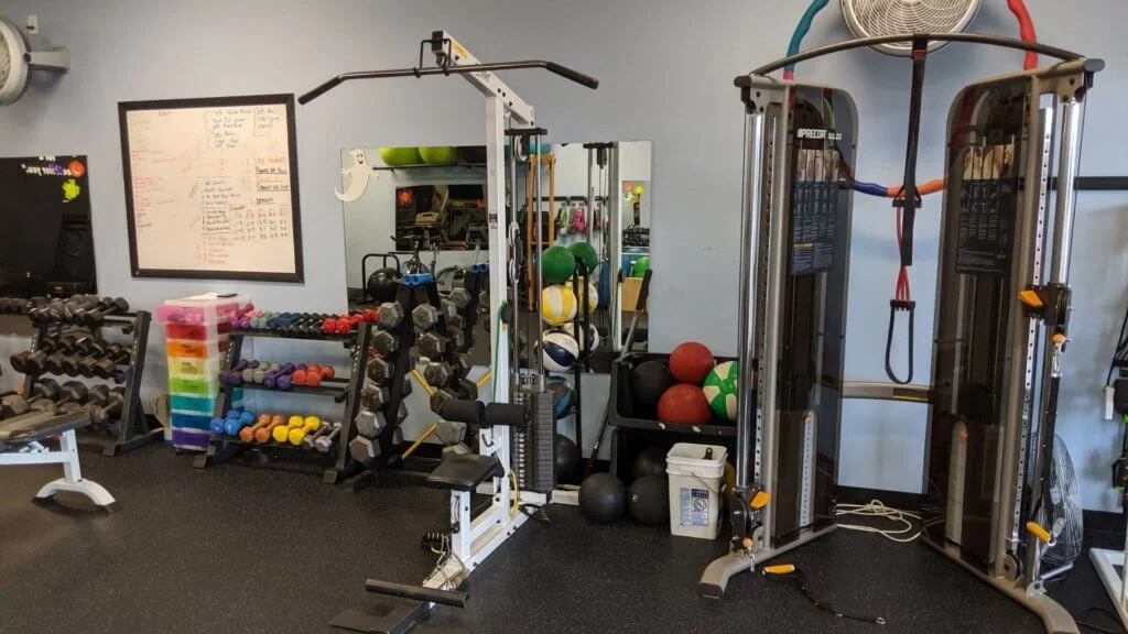 Fitness & Art Thursday’s Work-Out Video & Paint w/ Yaczany 