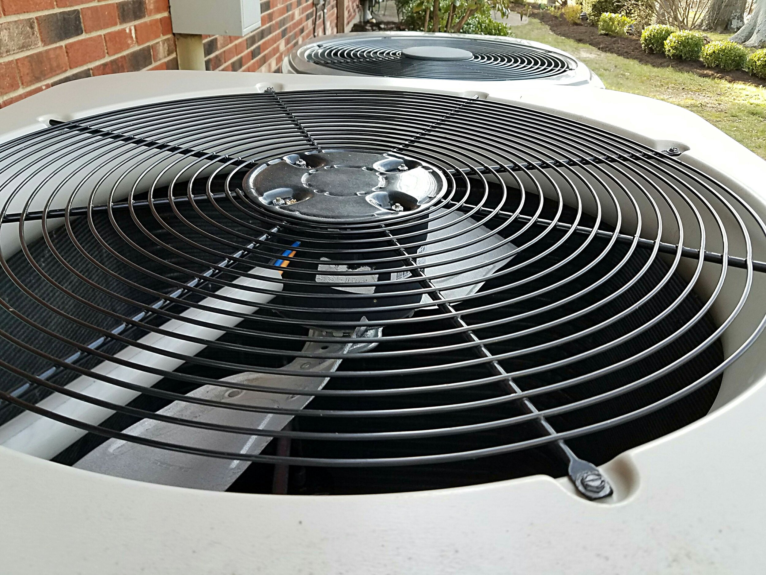 air-conditioner-fans-MRT8LM8.jpg