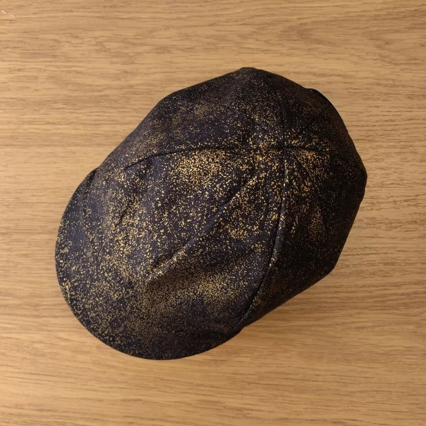 black-&-gold-adult.jpg