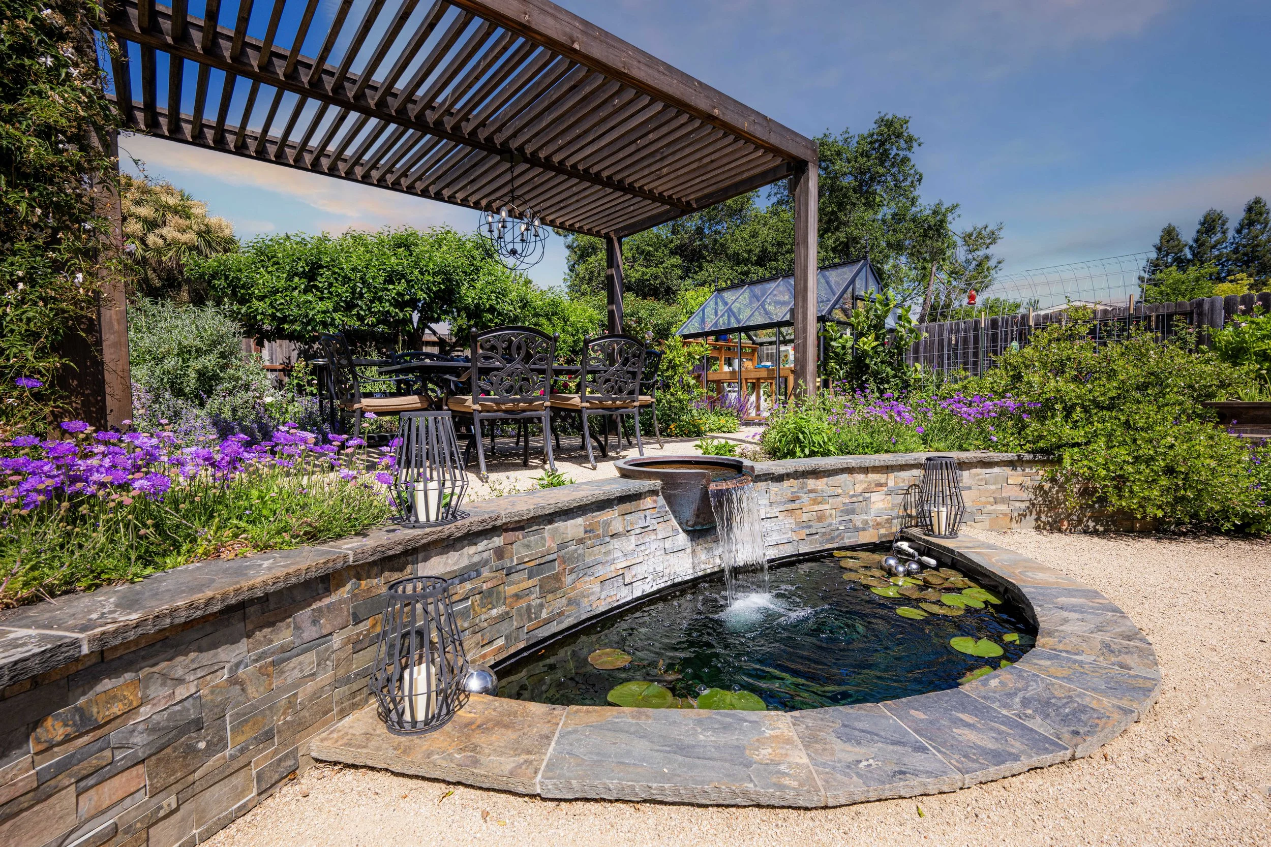 Backyard_Culinary_garden_roses_water_fountain_D.SmithGardenconsultation